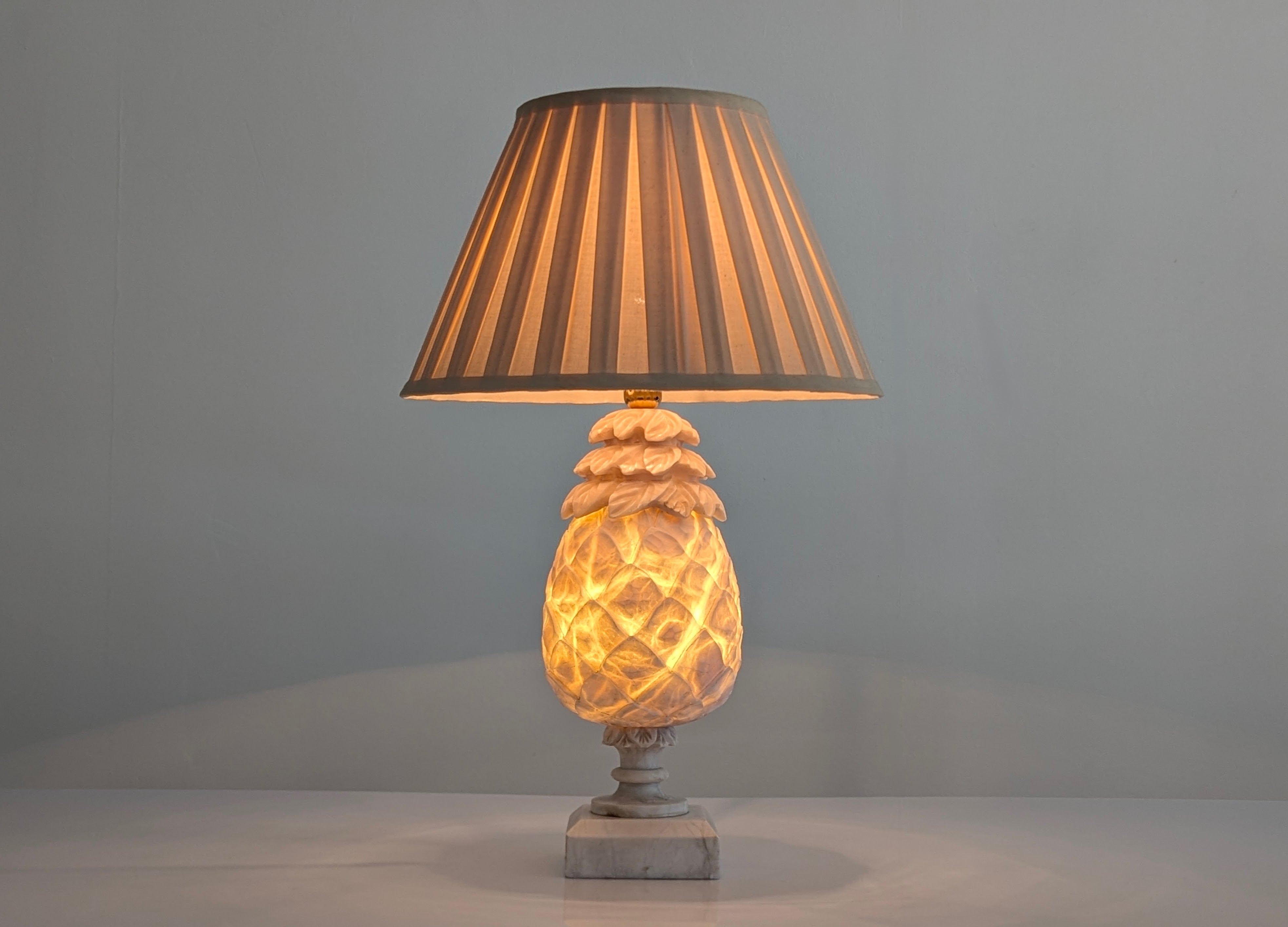 Hand_Carved_Alabaster_Pineapple_Table_Lamp,_France,_1930s