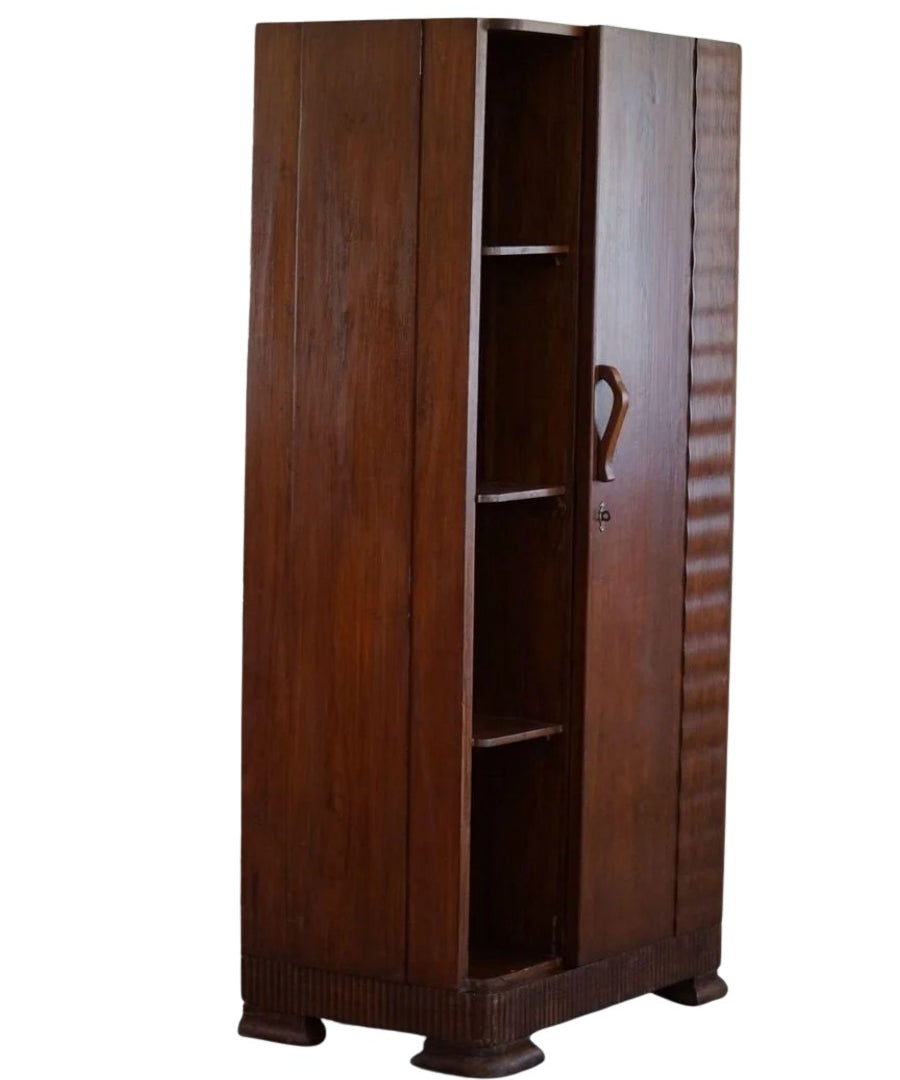 Art_Deco_Oak_Cabinet_by_Italian_Maker_from_1940s