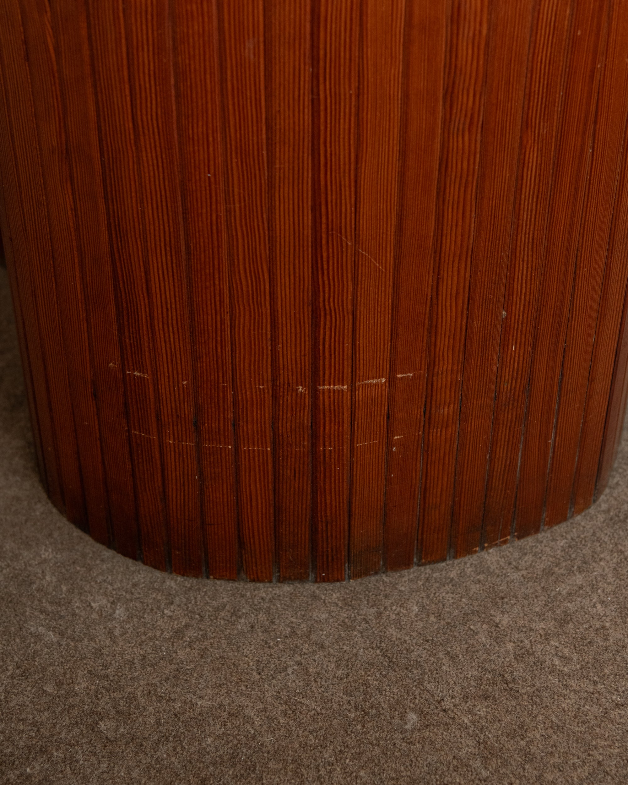 Jomain_Baumann_XL_Tambour_Room_Divider_in_Pine_for_Baumann,_France,_1930s