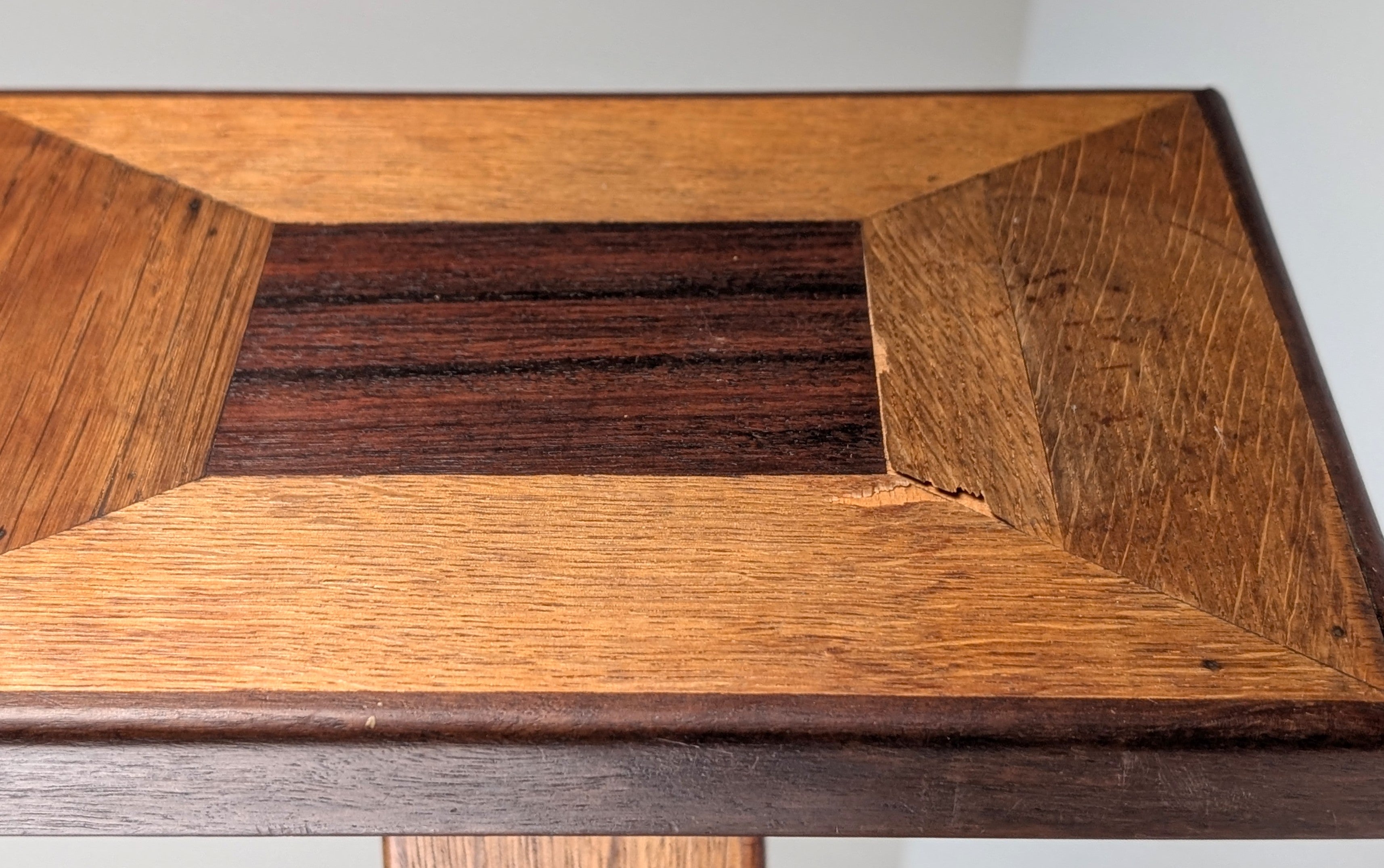 Art_Deco_Pedestal_Column_in_Oak,_Inlaid_Wood_and_Ebonized_Details,_Europe,_1920s