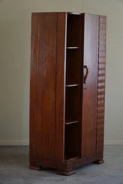 Art_Deco_Oak_Cabinet_by_Italian_Maker_from_1940s