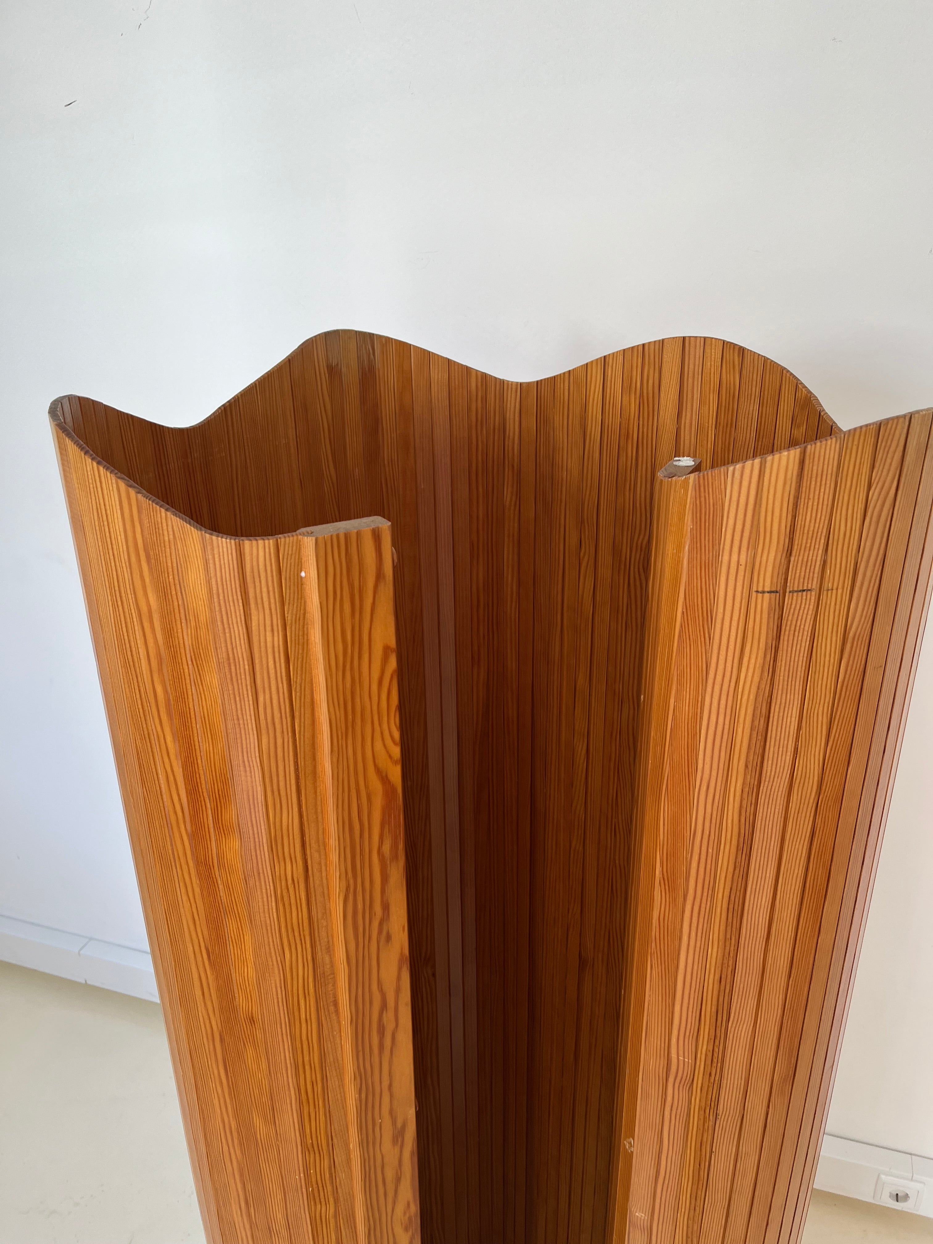 Art_Deco_wooden_Room_Divider