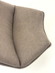 Artifort_F510_armchair_by_Geoffrey_Harcourt