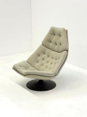 Artifort_F588_lounge_chair_with_footstool_by_Geoffrey_Harcourt