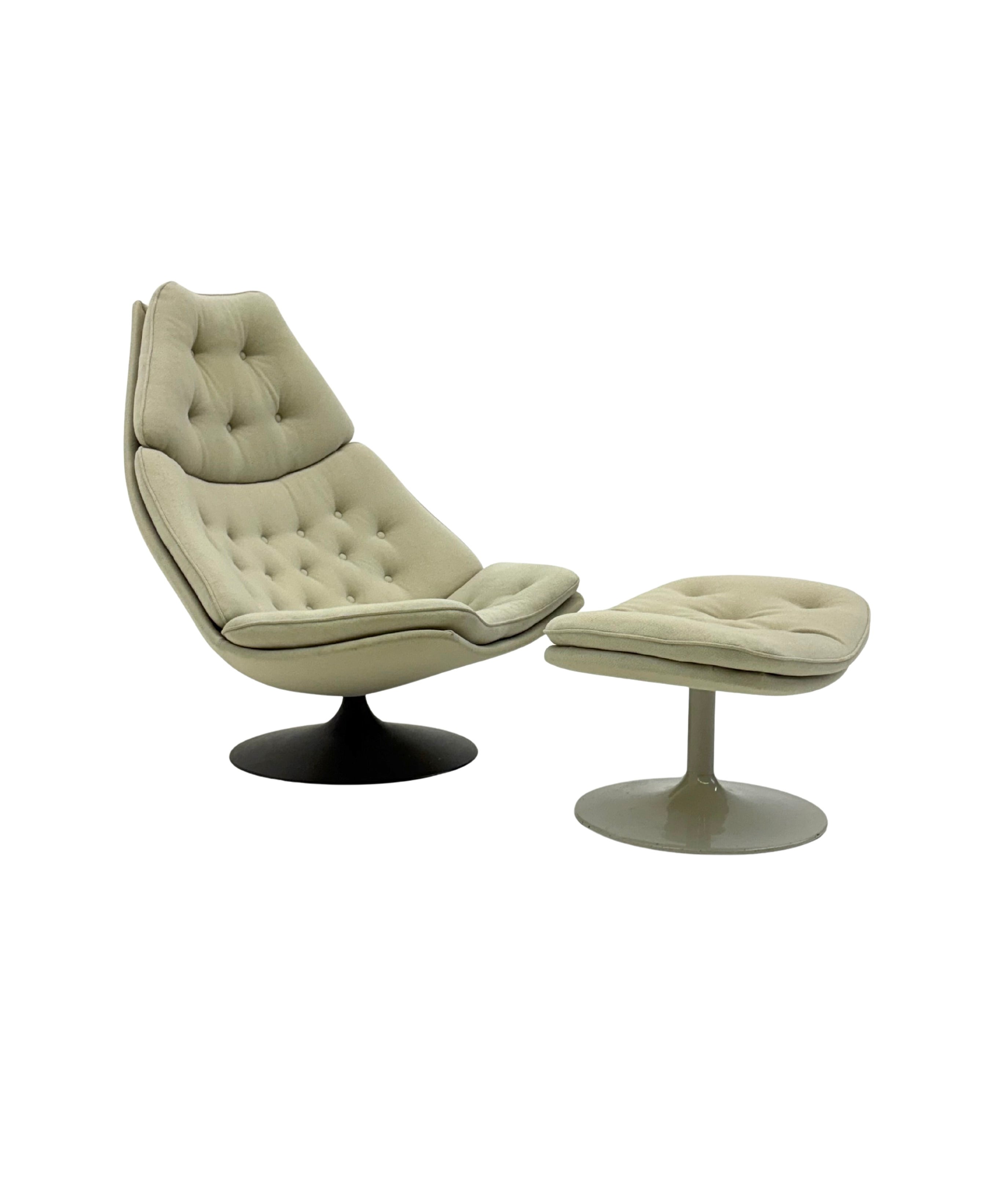Artifort_F588_lounge_chair_with_footstool_by_Geoffrey_Harcourt
