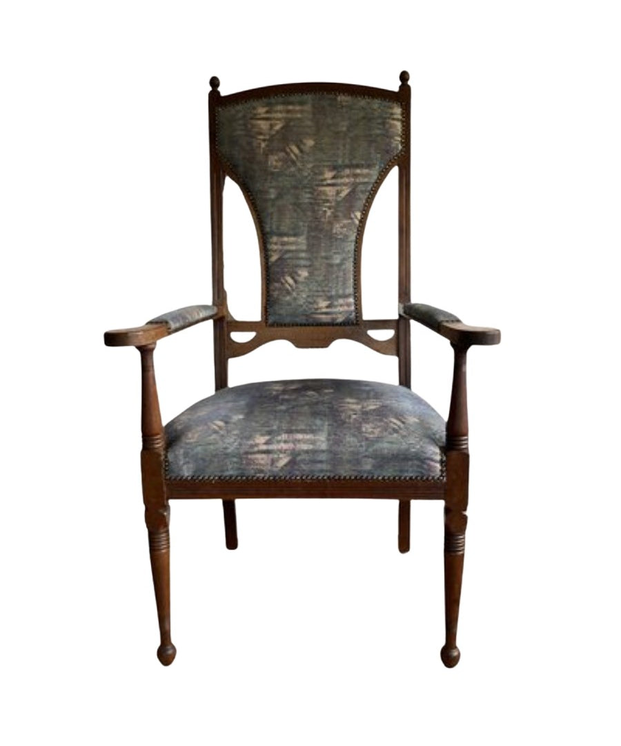 Arts_and_Crafts_Armchair,_Solid_Wood_Lounge_Chair,_England,_1920s