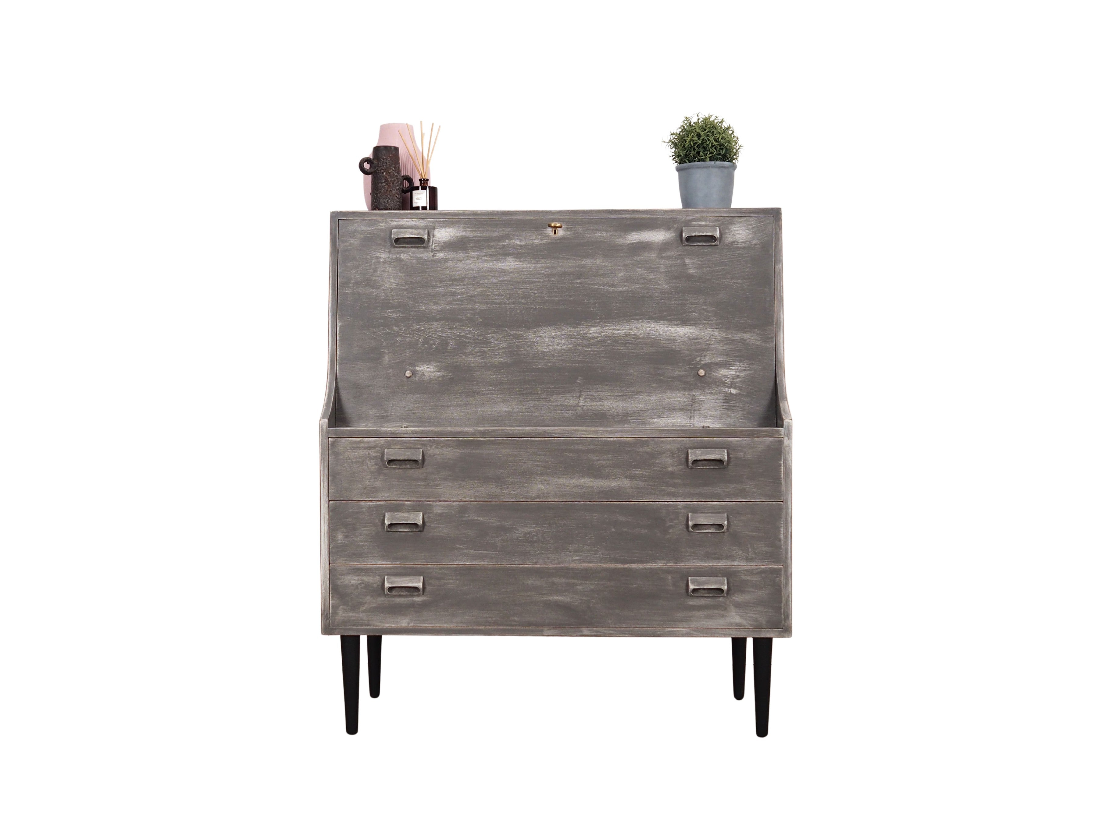 Ash_secretary,_Danish_design,_1960s,_designer:_Børge_Mogensen,_manufacturer:_Søborg_Møbler