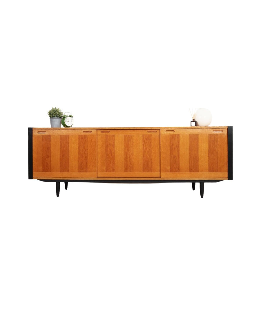 Ash_sideboard,_Danish_design,_1970s,_production:_Skovby_Møbelfabrik