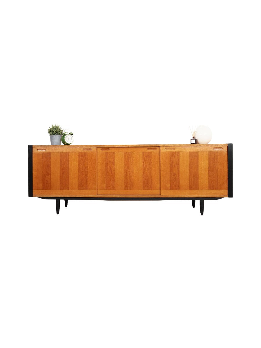Ash_sideboard,_Danish_design,_1970s,_production:_Skovby_Møbelfabrik