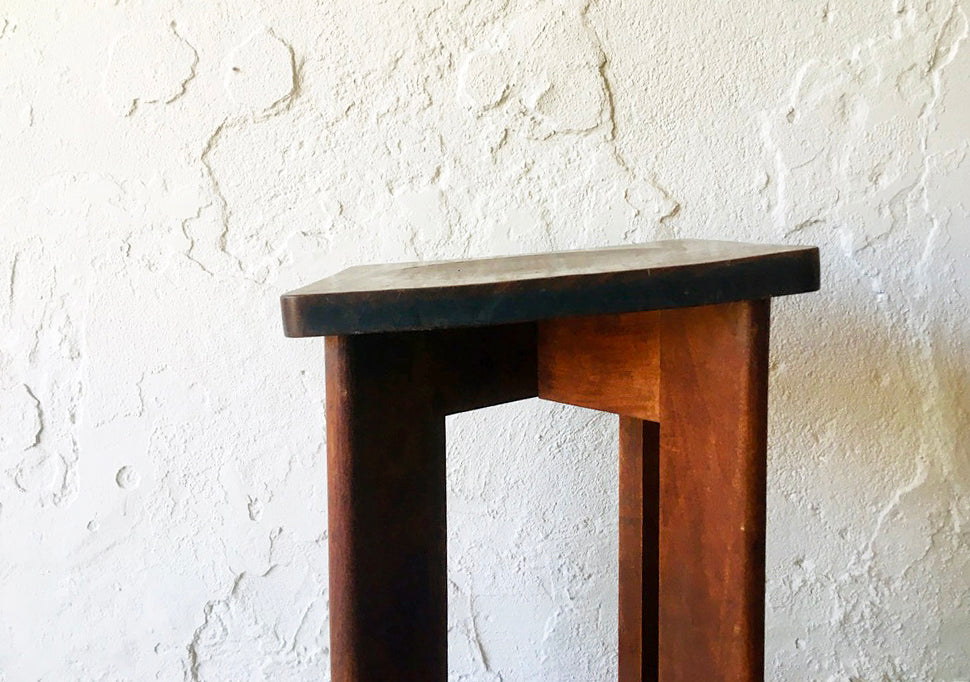 Atelier_High_Stool_with_Ergonomic_Seat,_1950s