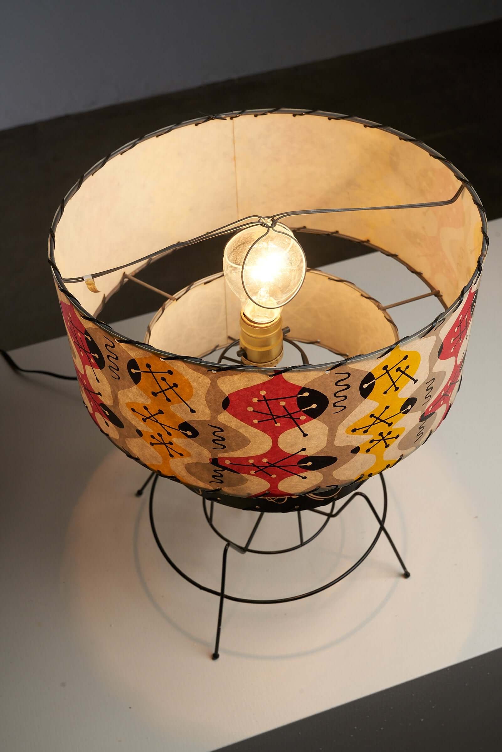 'Atomic'_Table_Lamp,_Archaic_Smile_Inc,_Metal_Wire_Frame,_1990s,_USA