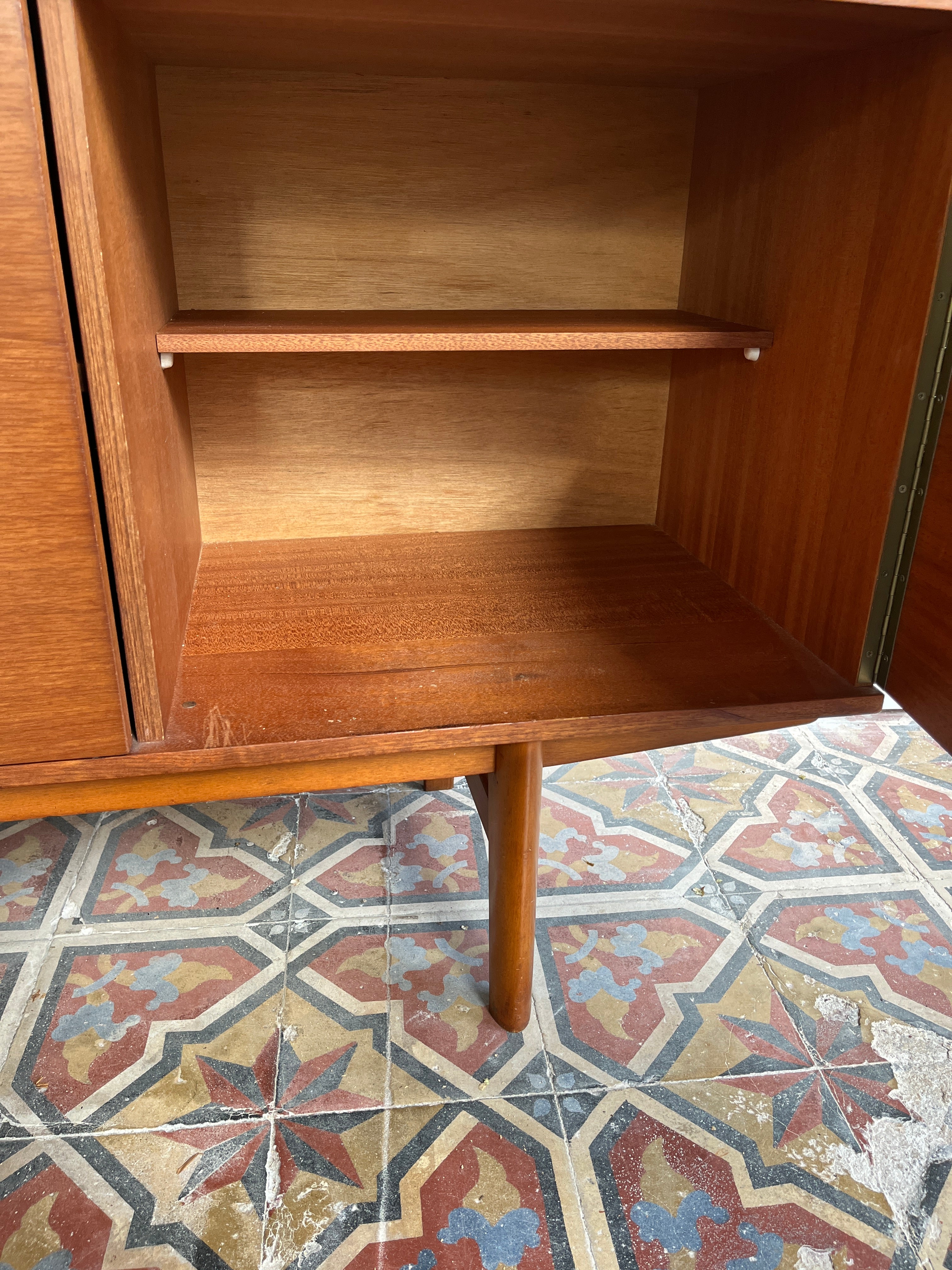 Avalon_Teak_Sideboard,_British_Mid_Century_Modern,_1960s