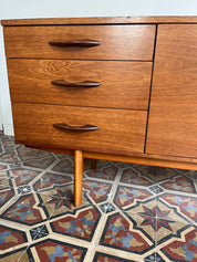 Avalon_Teak_Sideboard,_British_Mid_Century_Modern,_1960s