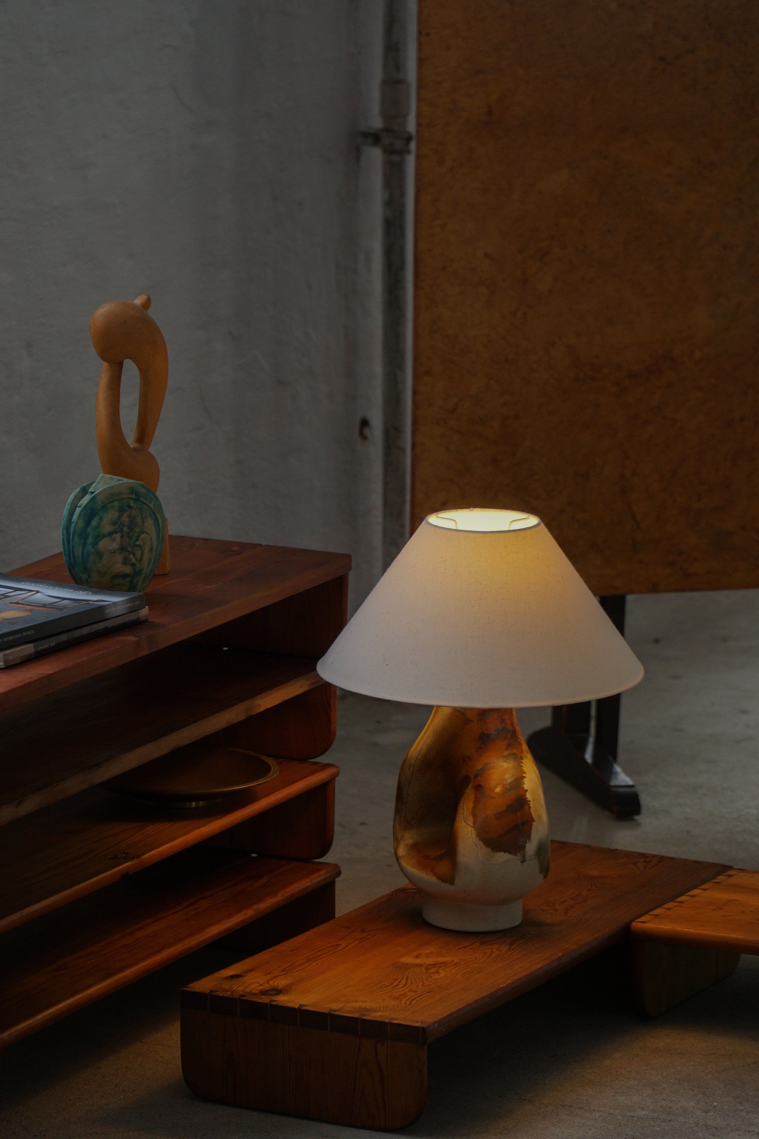 Axella_Stentøj_Sculptural_Stoneware_Table_Lamp,_Denmark