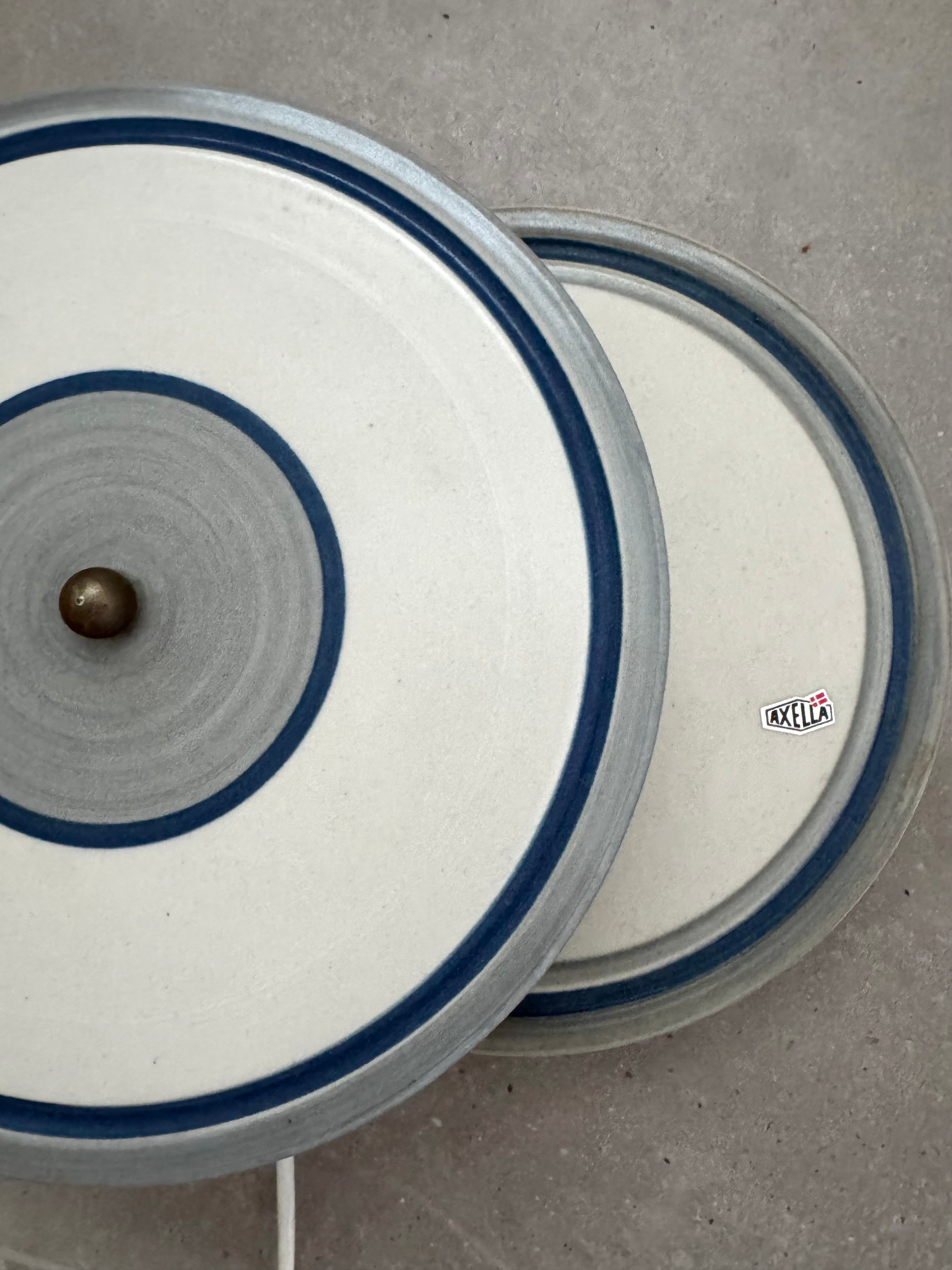 Axella_wall_sconce,_wall_light,_large_triple_disc,_stoneware,_denmark,_1980s
