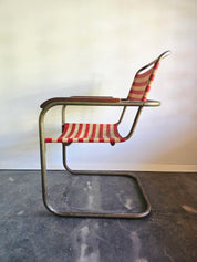 Bauhaus_Cantilever_Armchair_in_Tubular_Steel,_Wood_and_Red_and_Cream_Striped_Textile,_1930s