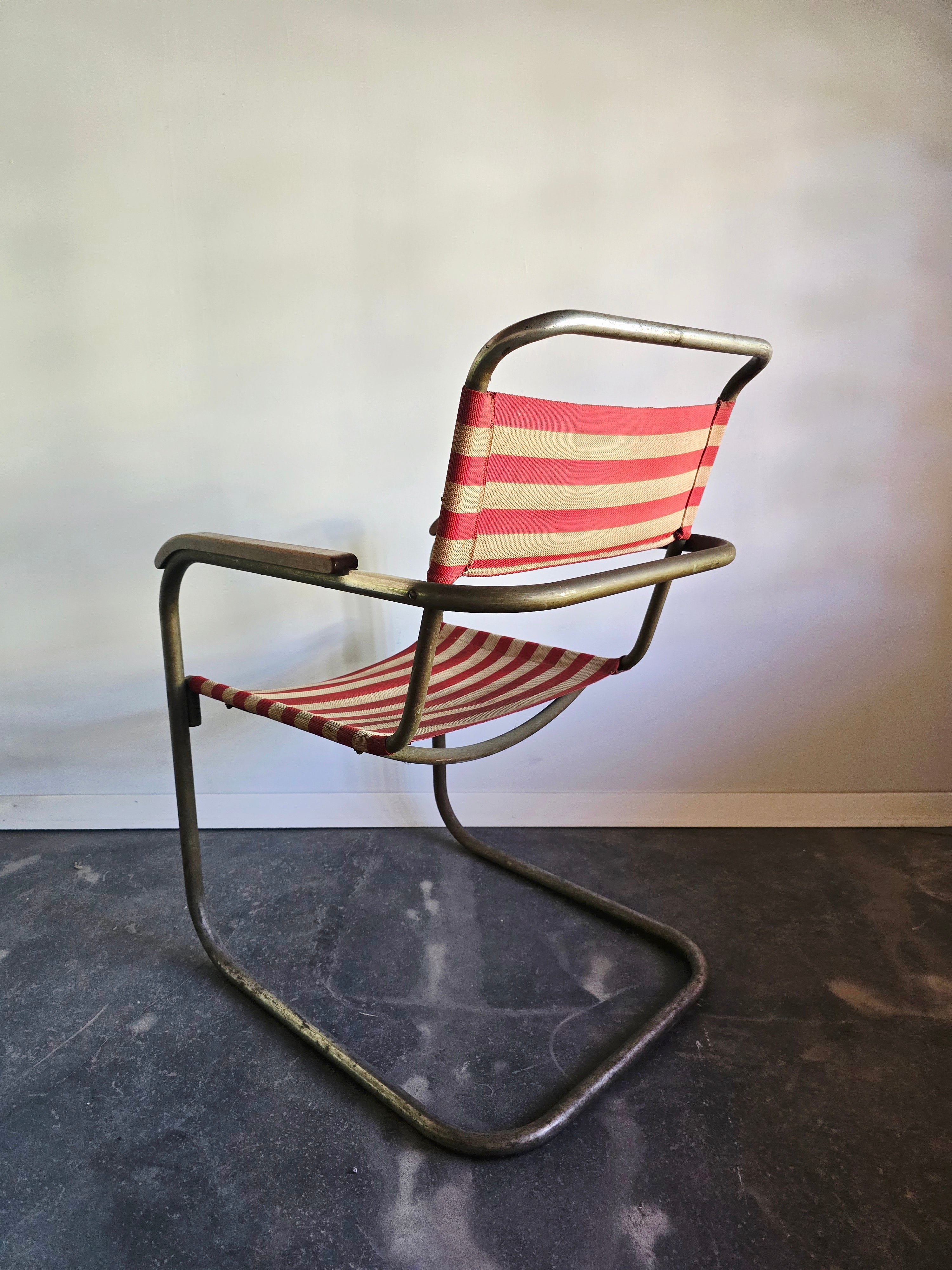 Bauhaus_Cantilever_Armchair_in_Tubular_Steel,_Wood_and_Red_and_Cream_Striped_Textile,_1930s