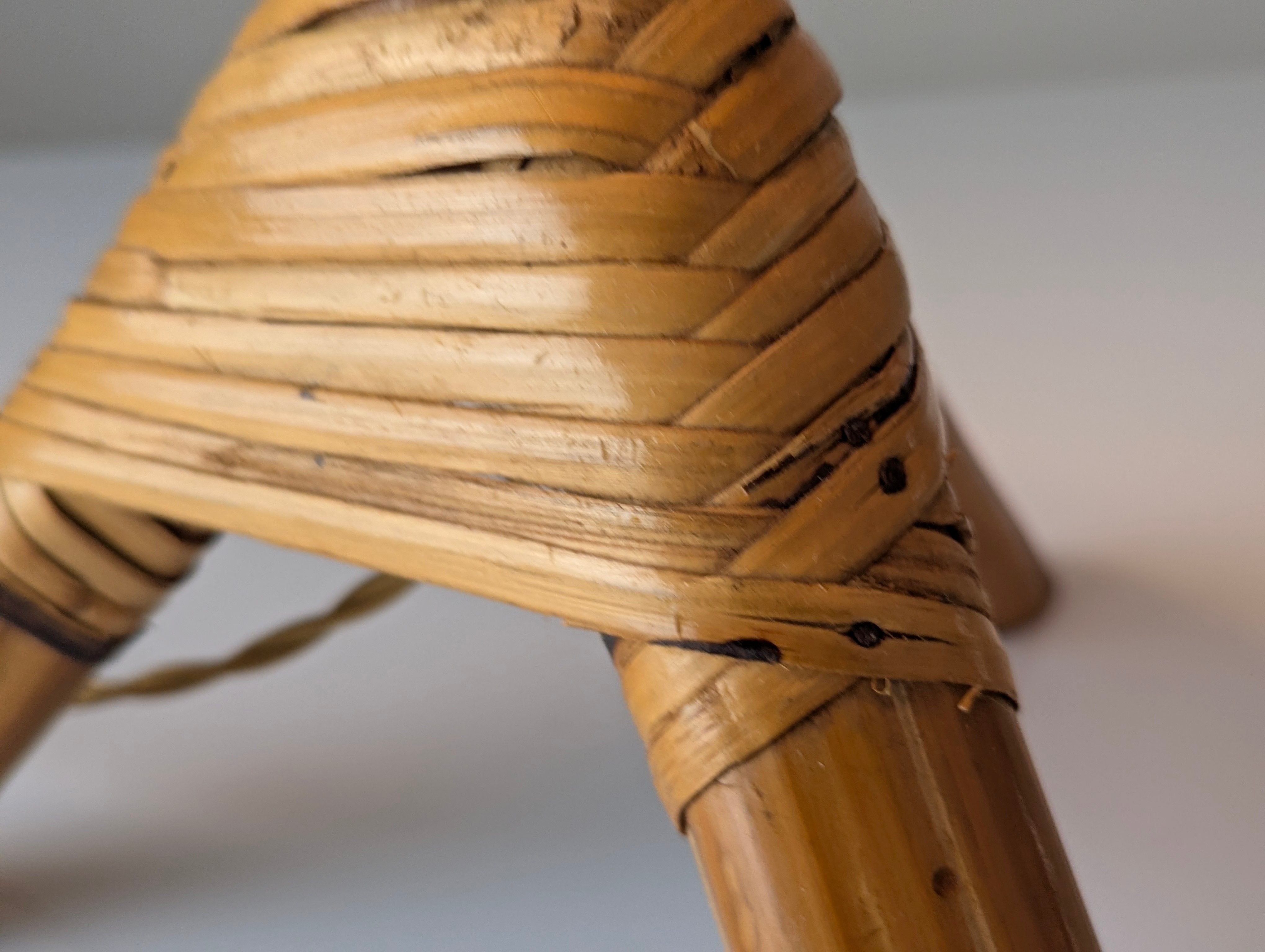 Mid_Century_Bamboo_and_Rattan_Table_Lamp_with_Woven_Shade,_1950s