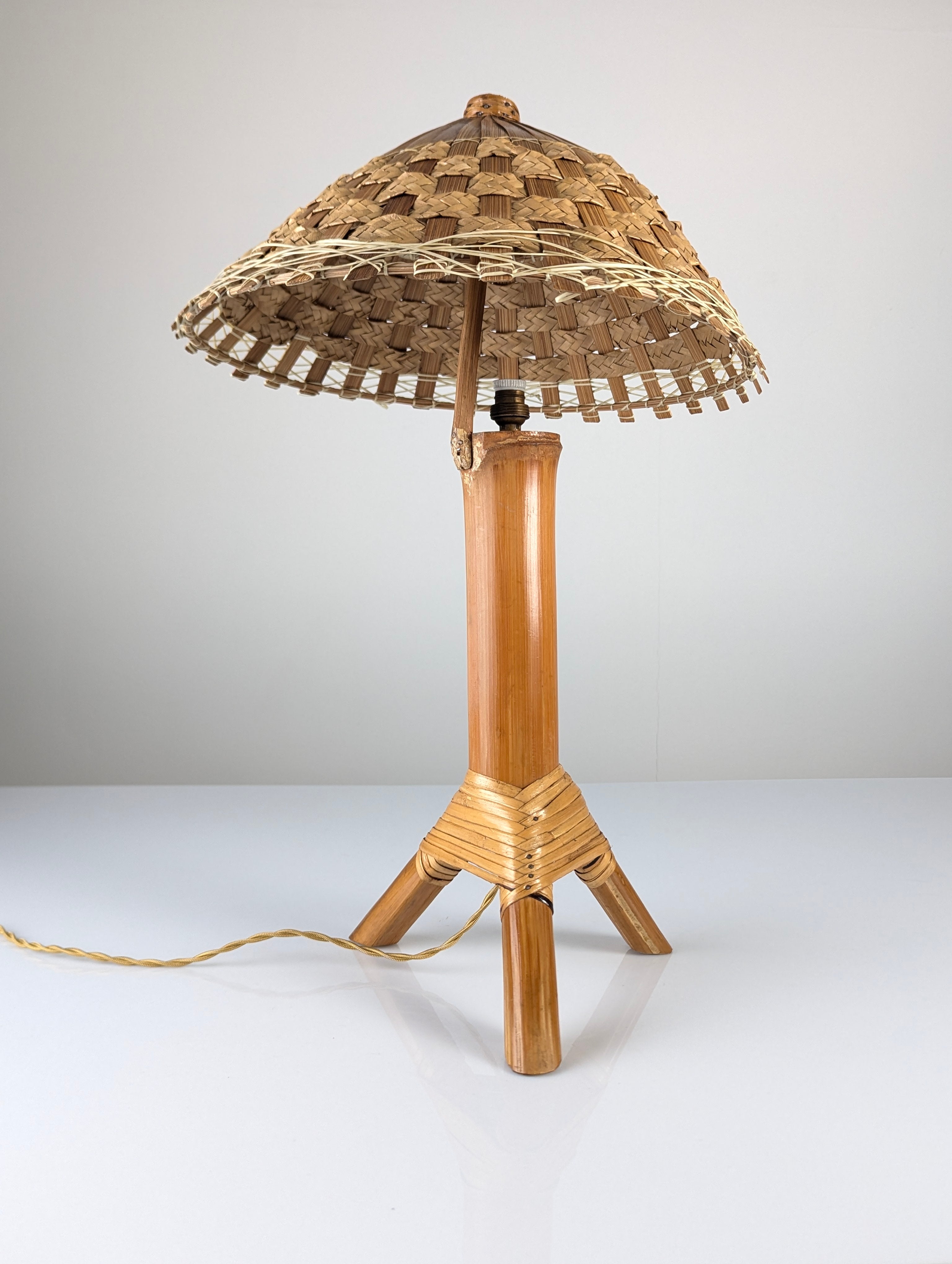 Mid_Century_Bamboo_and_Rattan_Table_Lamp_with_Woven_Shade,_1950s