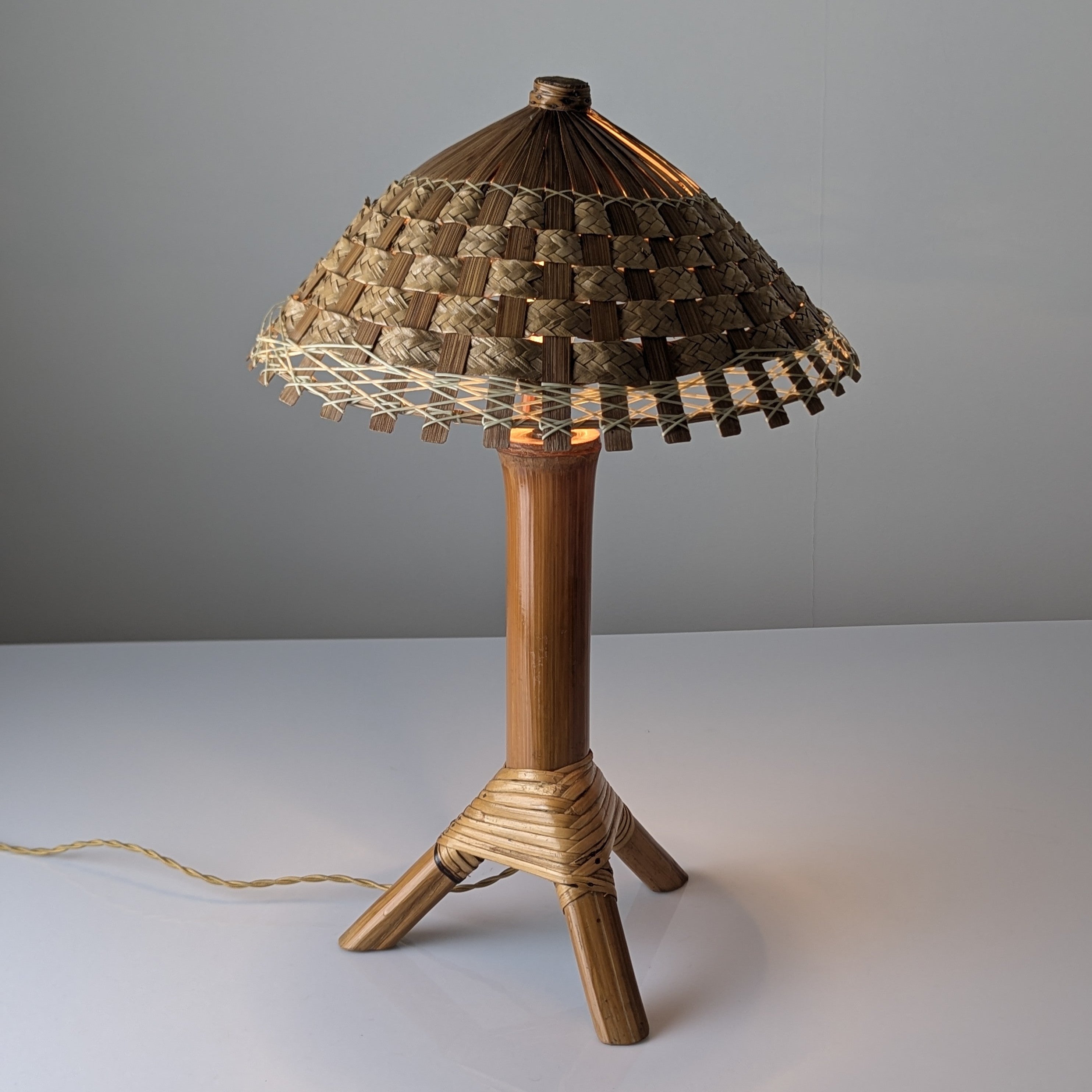 Mid_Century_Bamboo_and_Rattan_Table_Lamp_with_Woven_Shade,_1950s