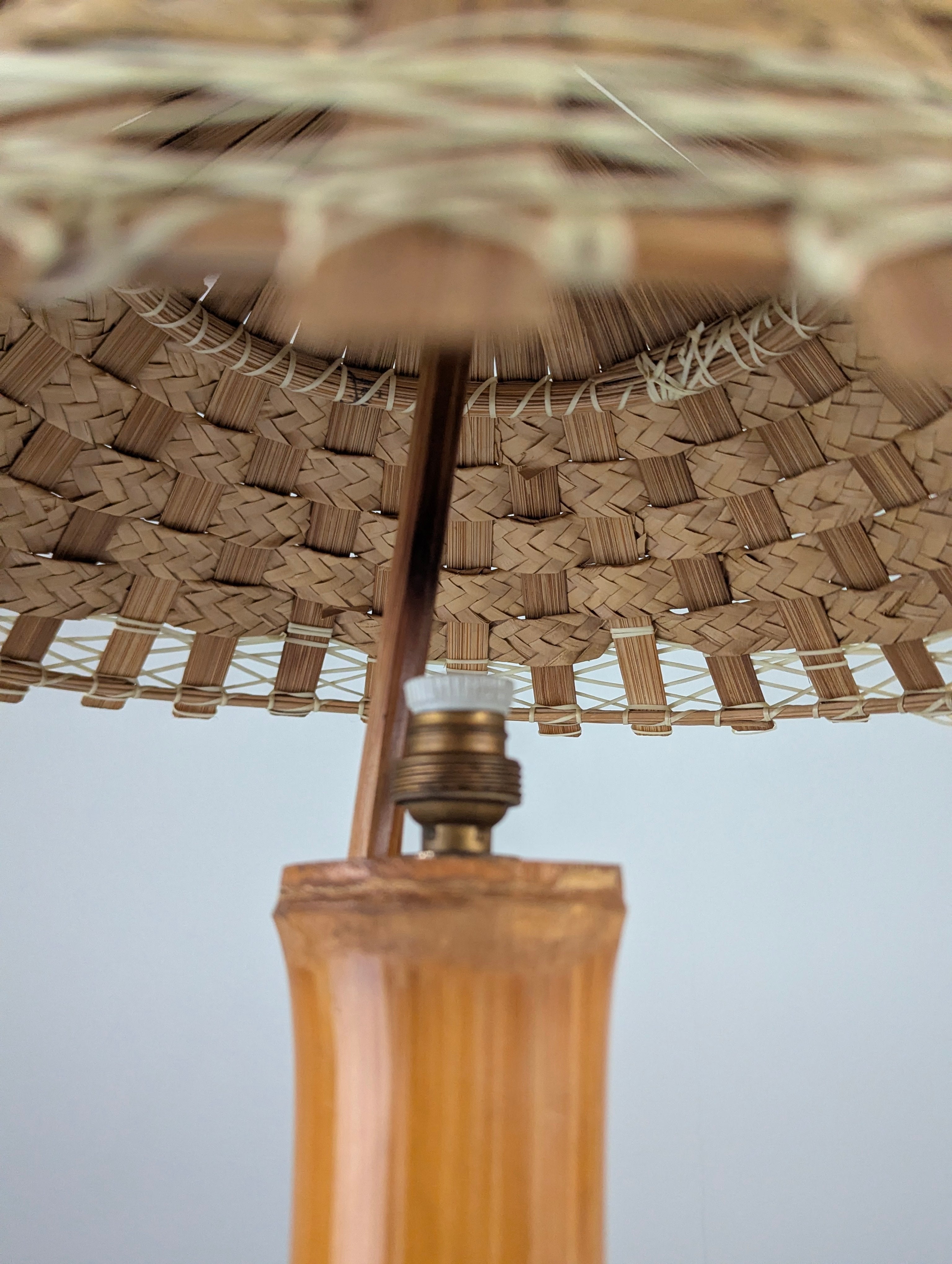 Mid_Century_Bamboo_and_Rattan_Table_Lamp_with_Woven_Shade,_1950s