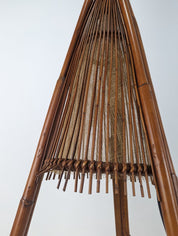 Bamboo_floor_lamp_by_Ramón_Castellano_for_Kalma,_1970