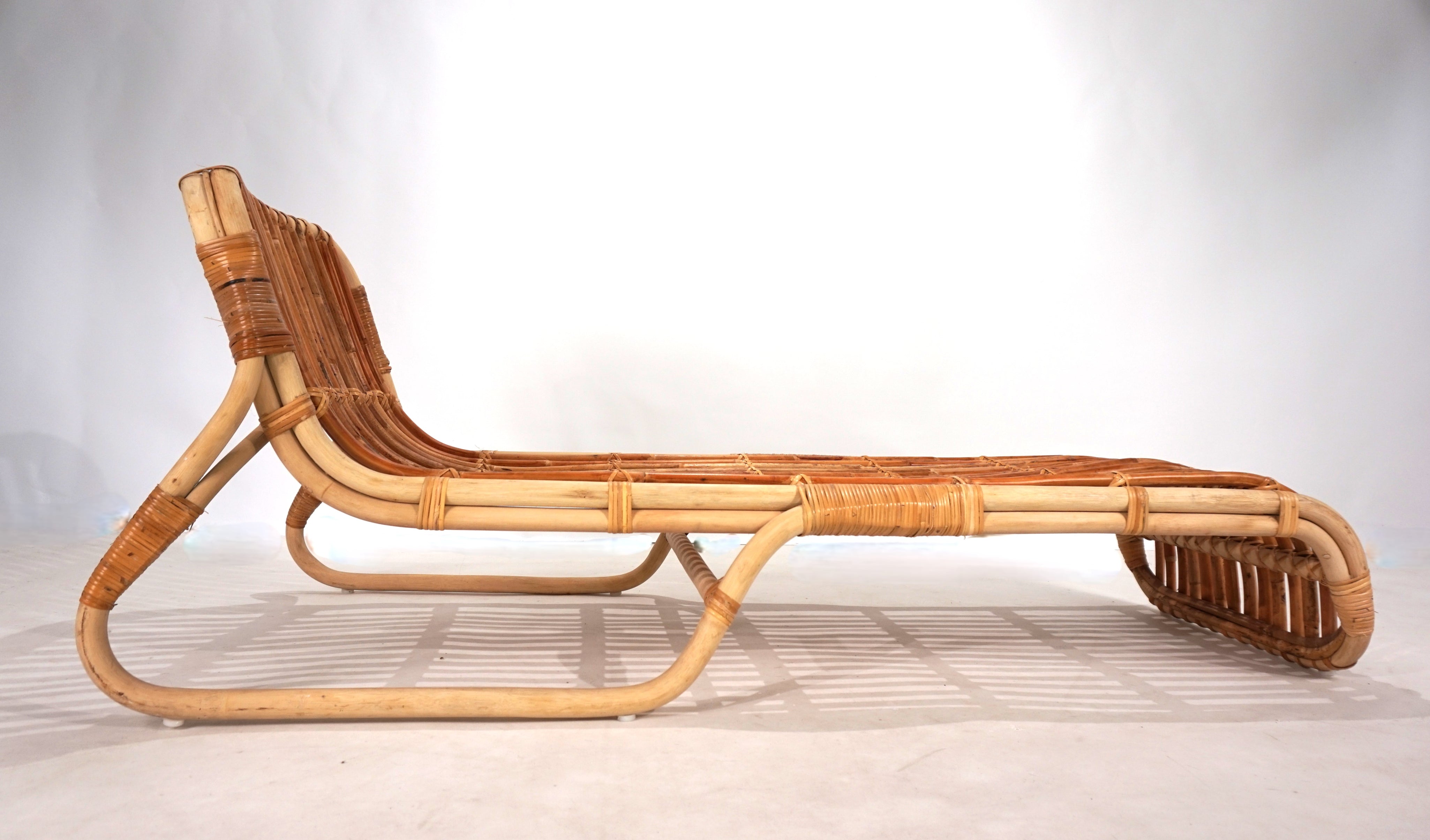 Bamboo_lounger_daybed,_1970s