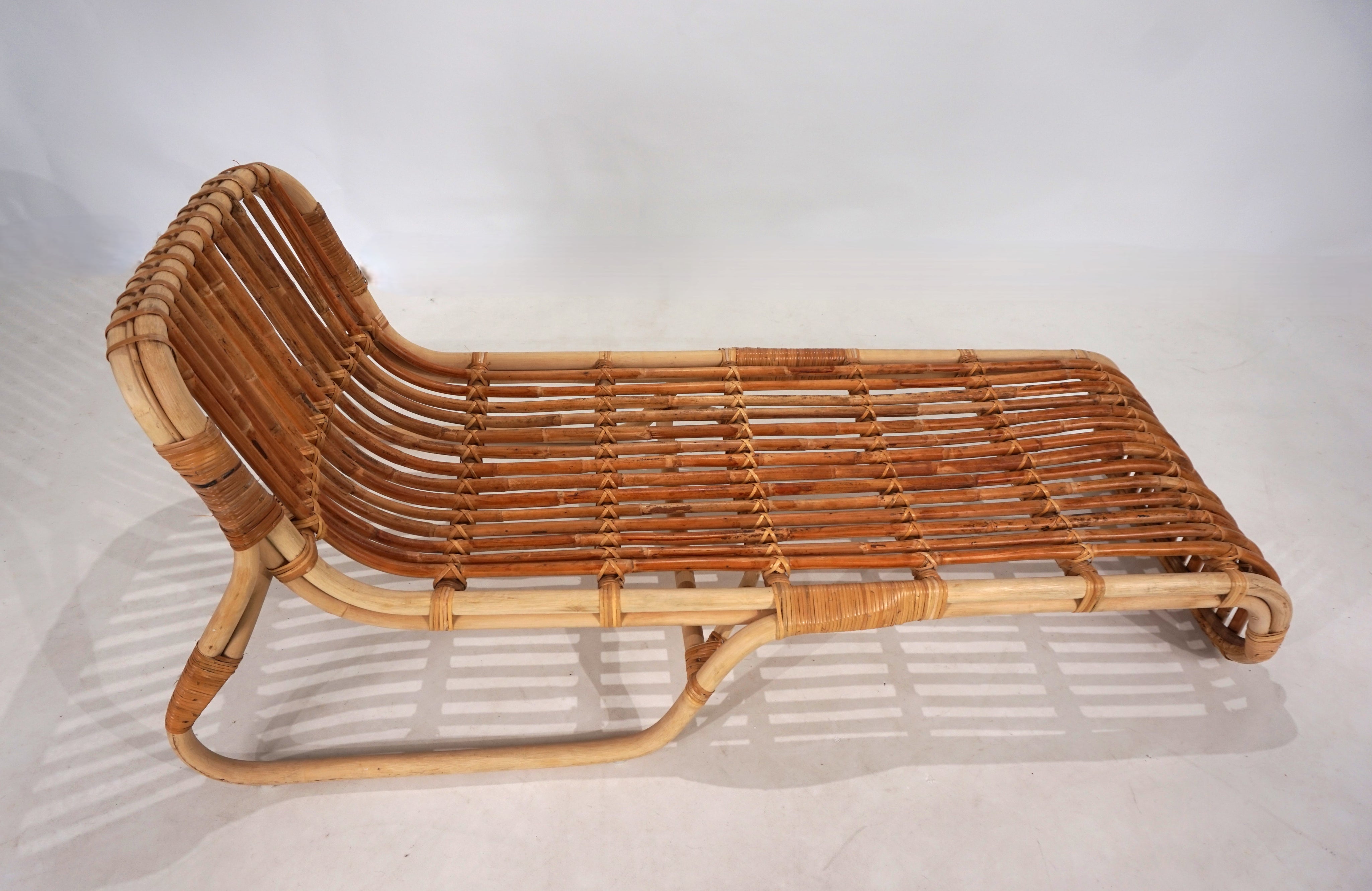 Bamboo_lounger_daybed,_1970s