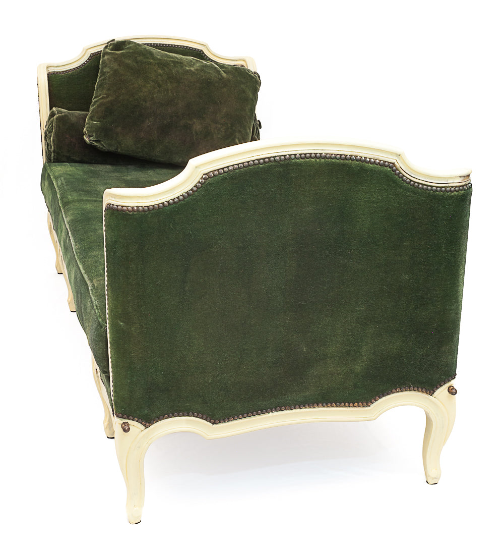 Banquette,_daybed_ancient_vintage