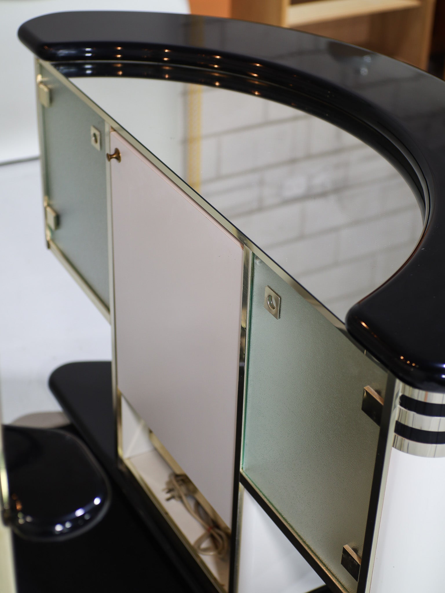 Bar_Guzzini_Stilglass_Italian_1970s