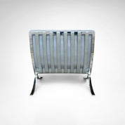 Barcelona_Chair_MR90_by_Mies_van_der_Rohe_for_Knoll,_1980s,_USA