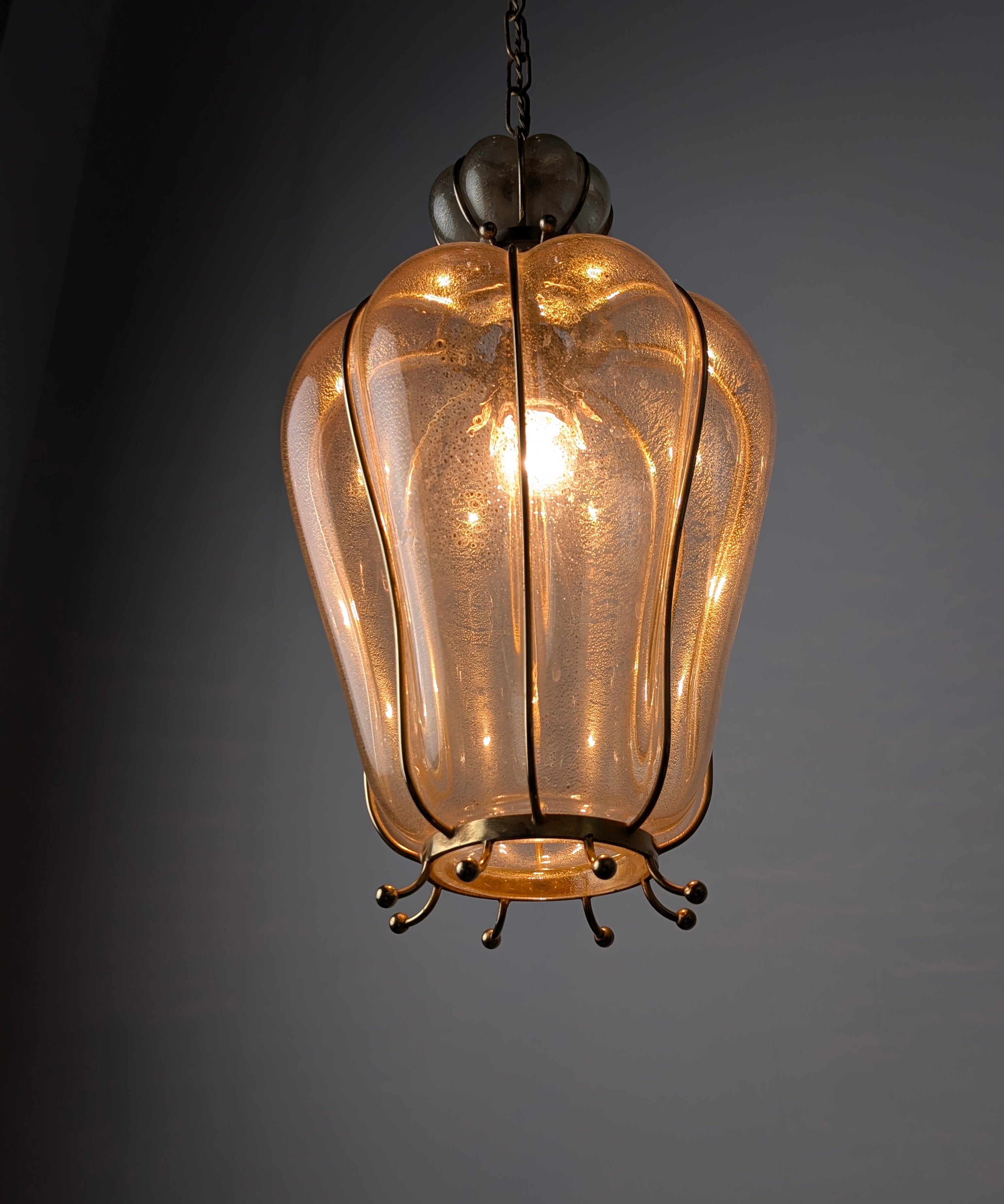 Barovier_&_Toso_Murano_Glass_Pendant_Lamp_with_24k_Gold_Flecks,_Italy_Mid_Century