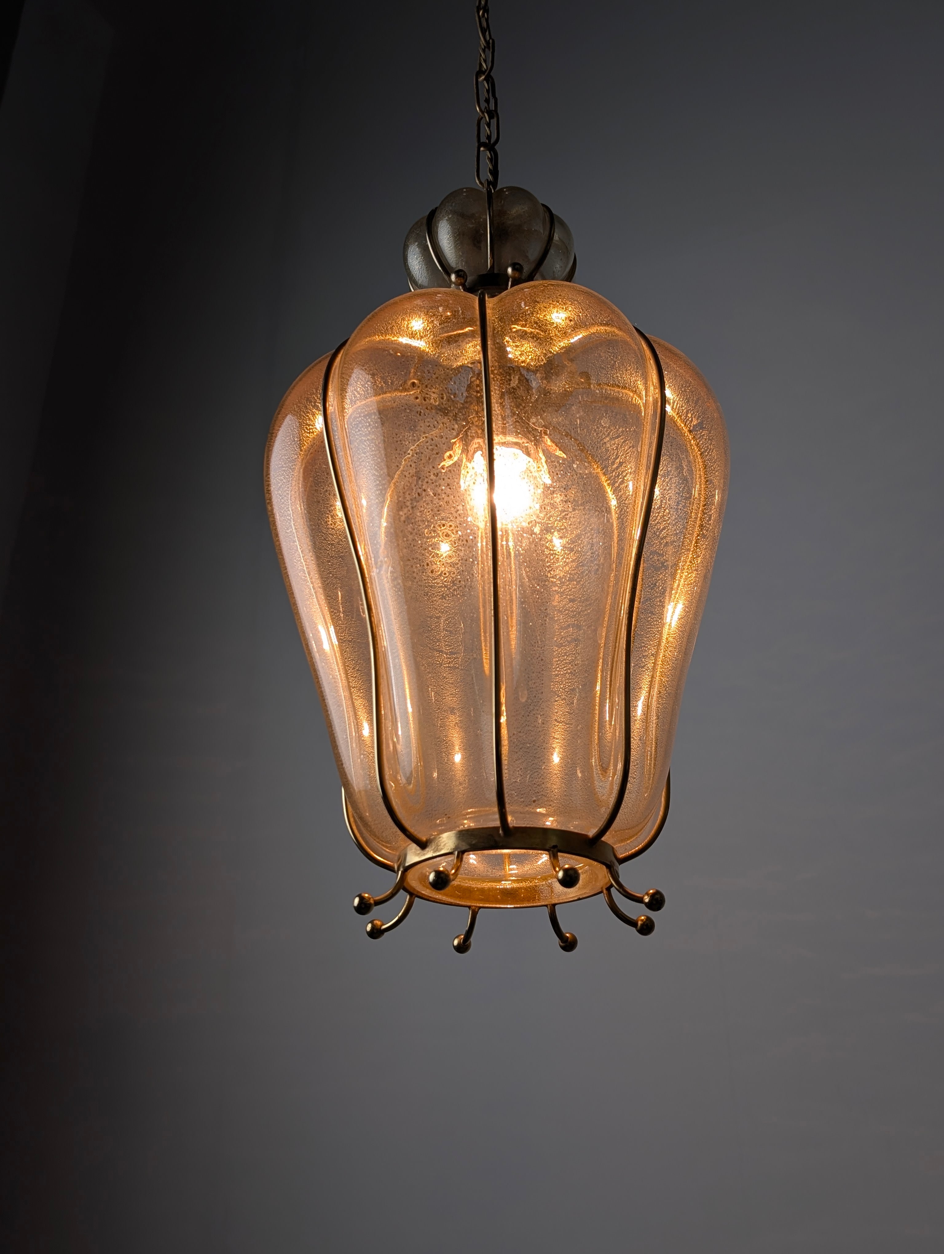 Barovier_&_Toso_Murano_Glass_Pendant_Lamp_with_24k_Gold_Flecks,_Italy_Mid_Century