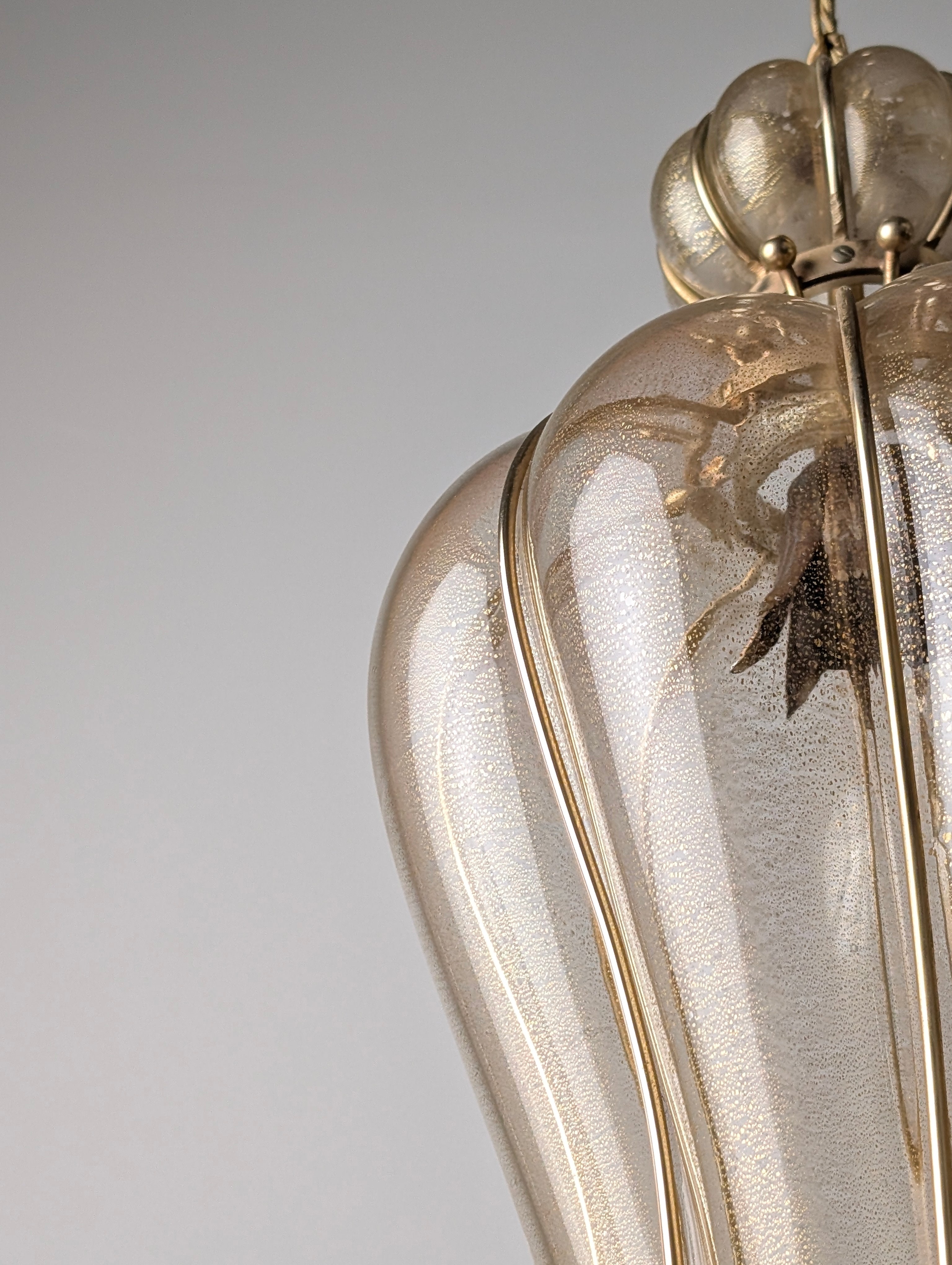 Barovier_&_Toso_Murano_Glass_Pendant_Lamp_with_24k_Gold_Flecks,_Italy_Mid_Century