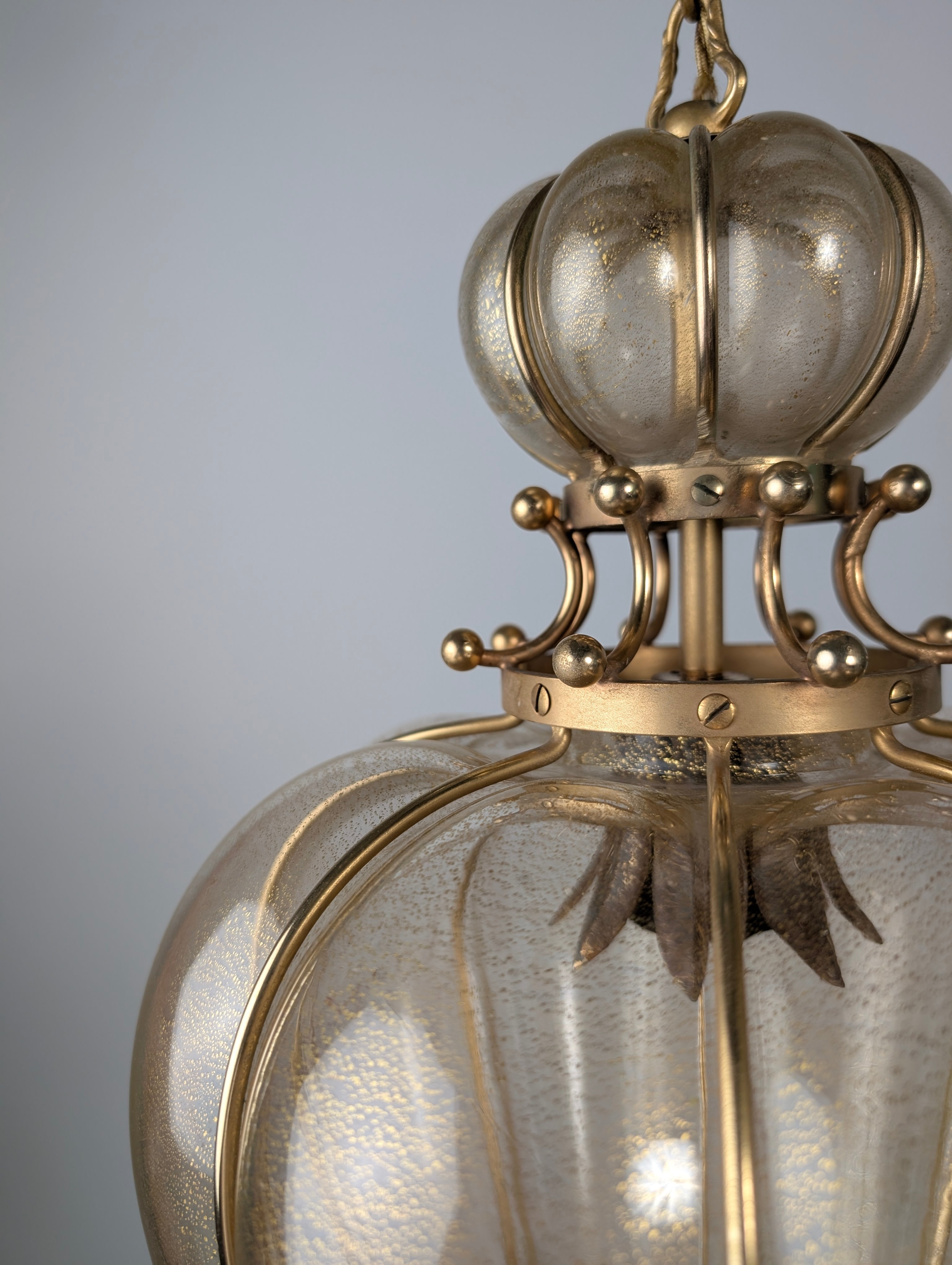 Barovier_&_Toso_Murano_Glass_Pendant_Lamp_with_24k_Gold_Flecks,_Italy_Mid_Century
