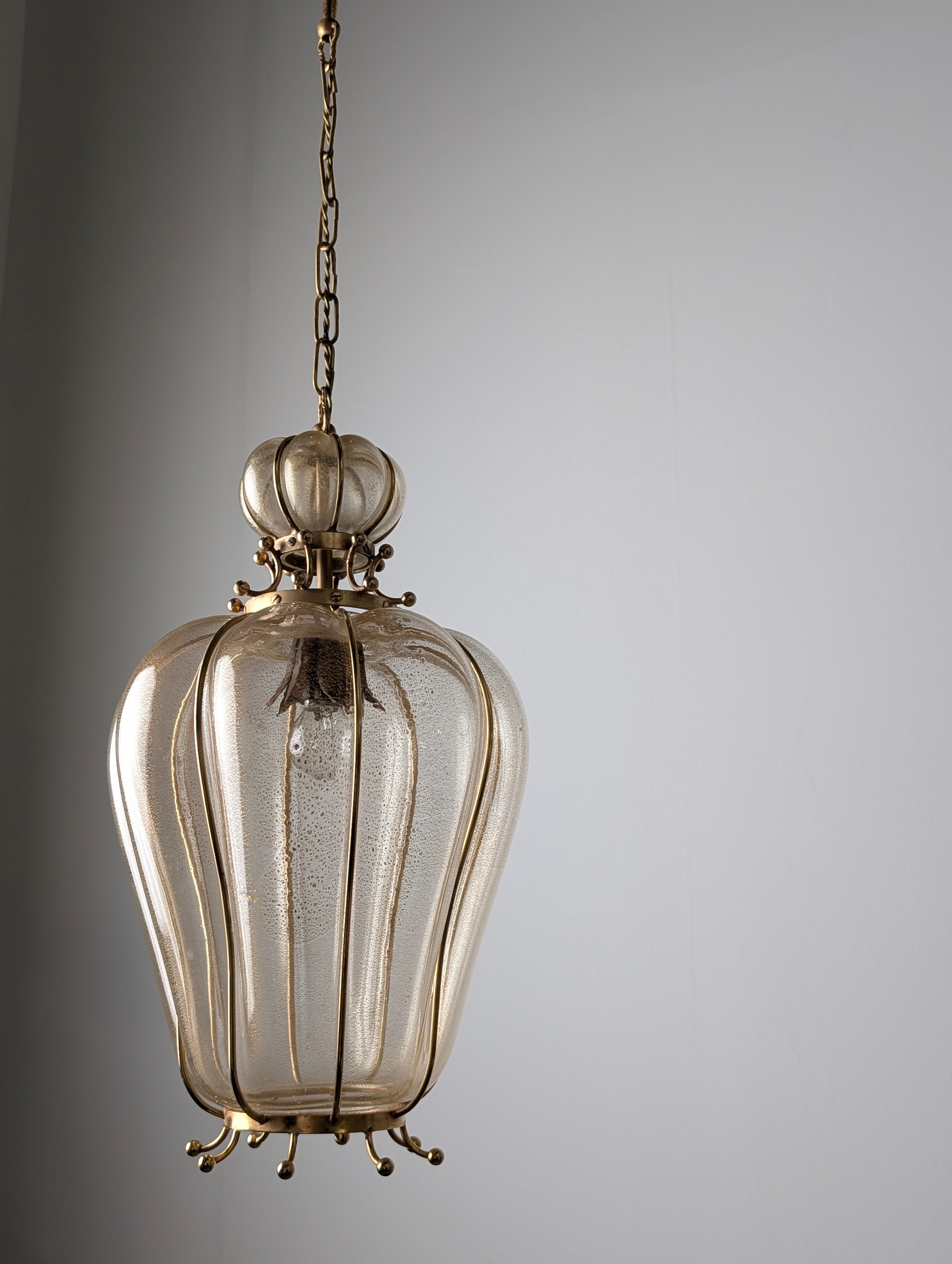 Barovier_&_Toso_Murano_Glass_Pendant_Lamp_with_24k_Gold_Flecks,_Italy_Mid_Century