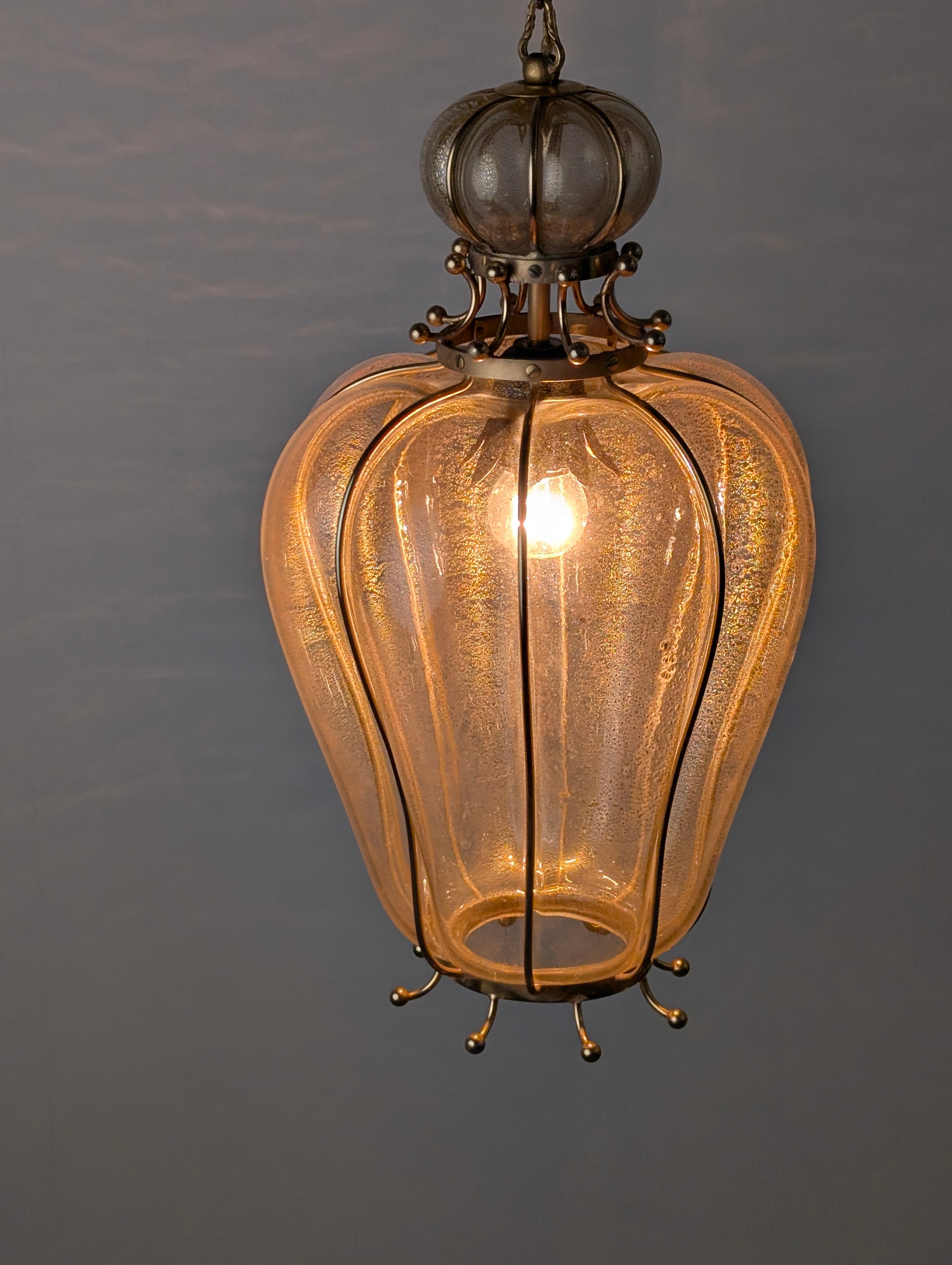 Barovier_&_Toso_Murano_Glass_Pendant_Lamp_with_24k_Gold_Flecks,_Italy_Mid_Century