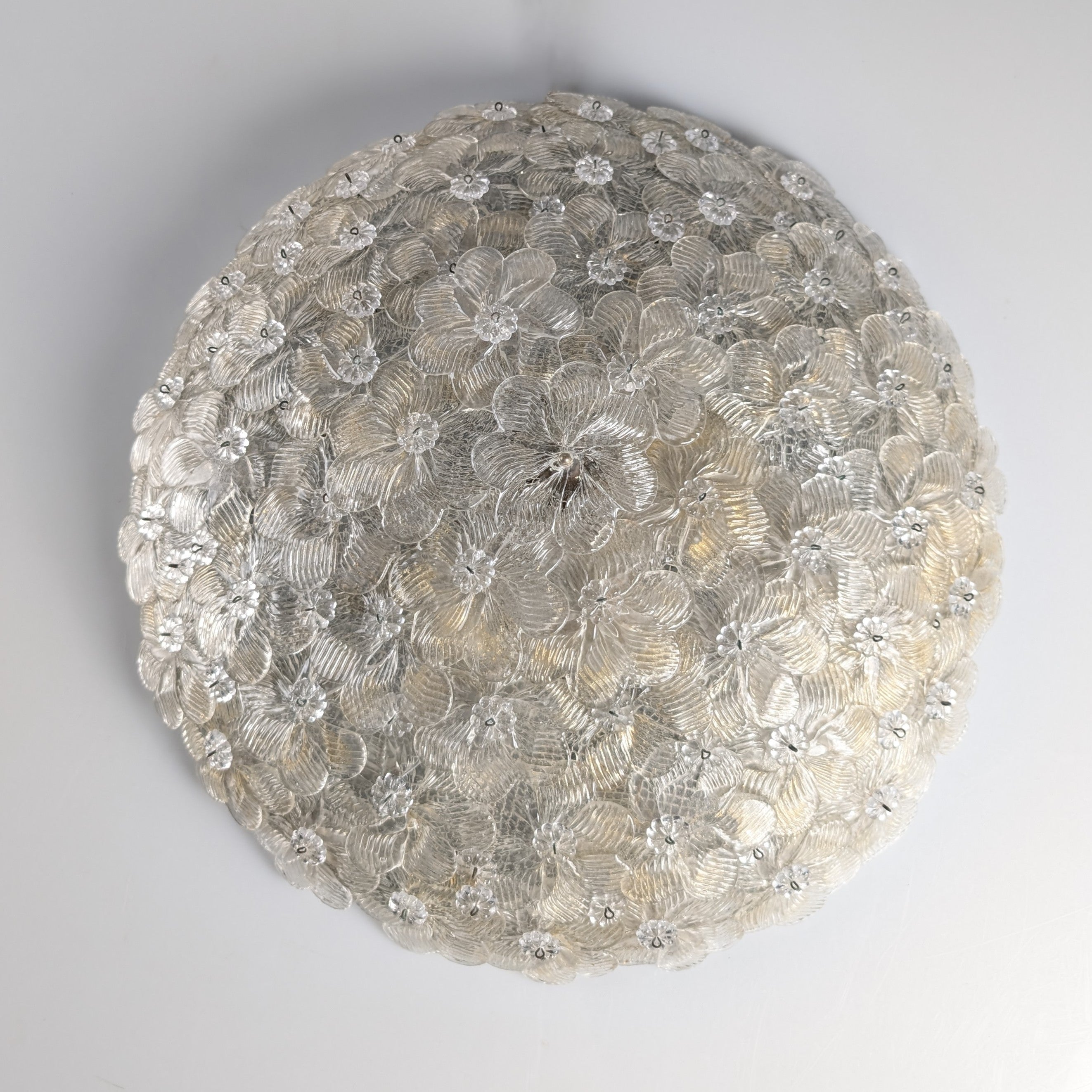 Murano_Glass_Flower_Ceiling_Lamp_by_Barovier_&_Toso_with_Gold_Dust,_Italy,_1960s
