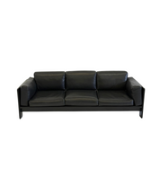 Bastiano_sofa_from_Afra_&_Tobia_Scarpa_for_Gavina