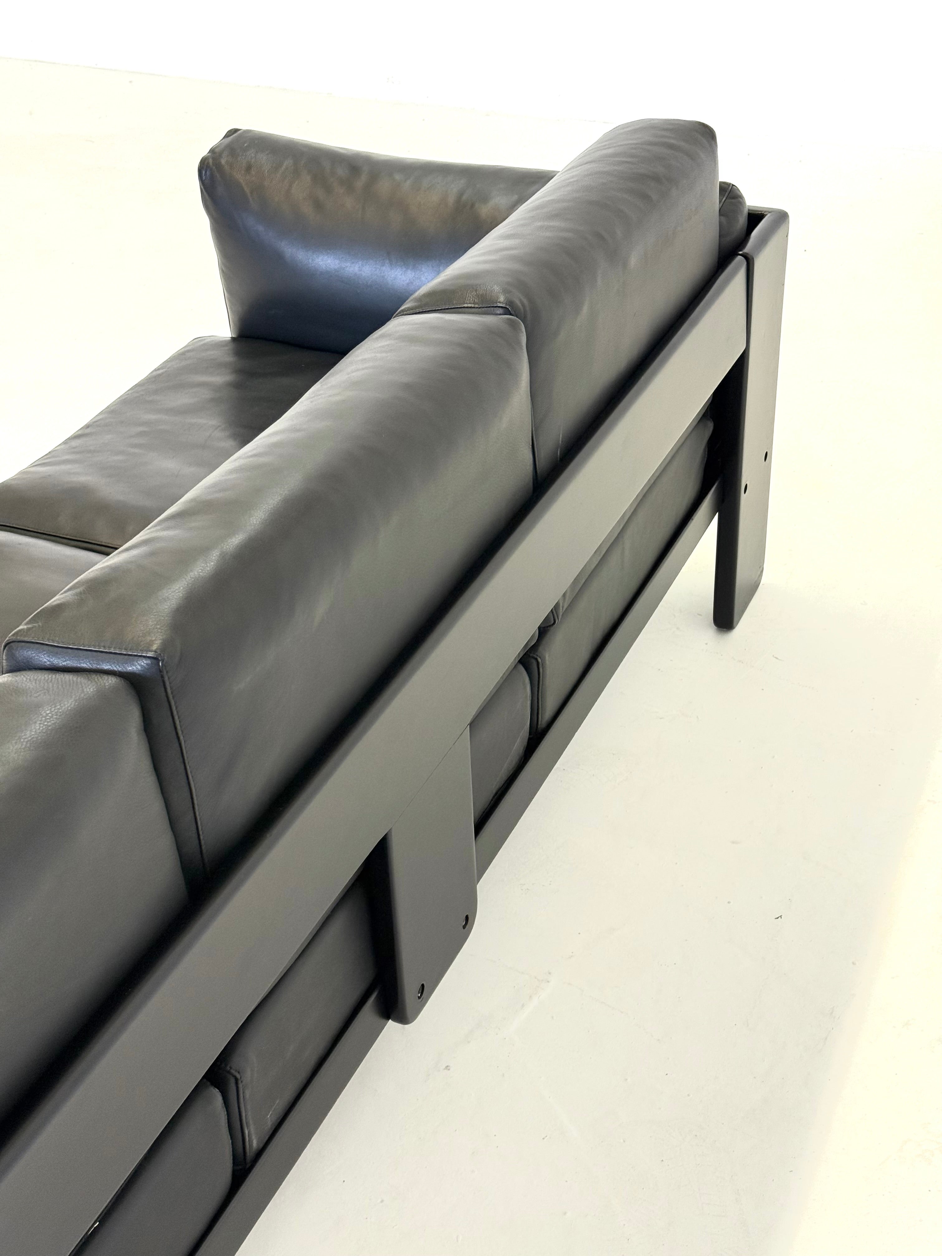 Bastiano_sofa_from_Afra_&_Tobia_Scarpa_for_Gavina