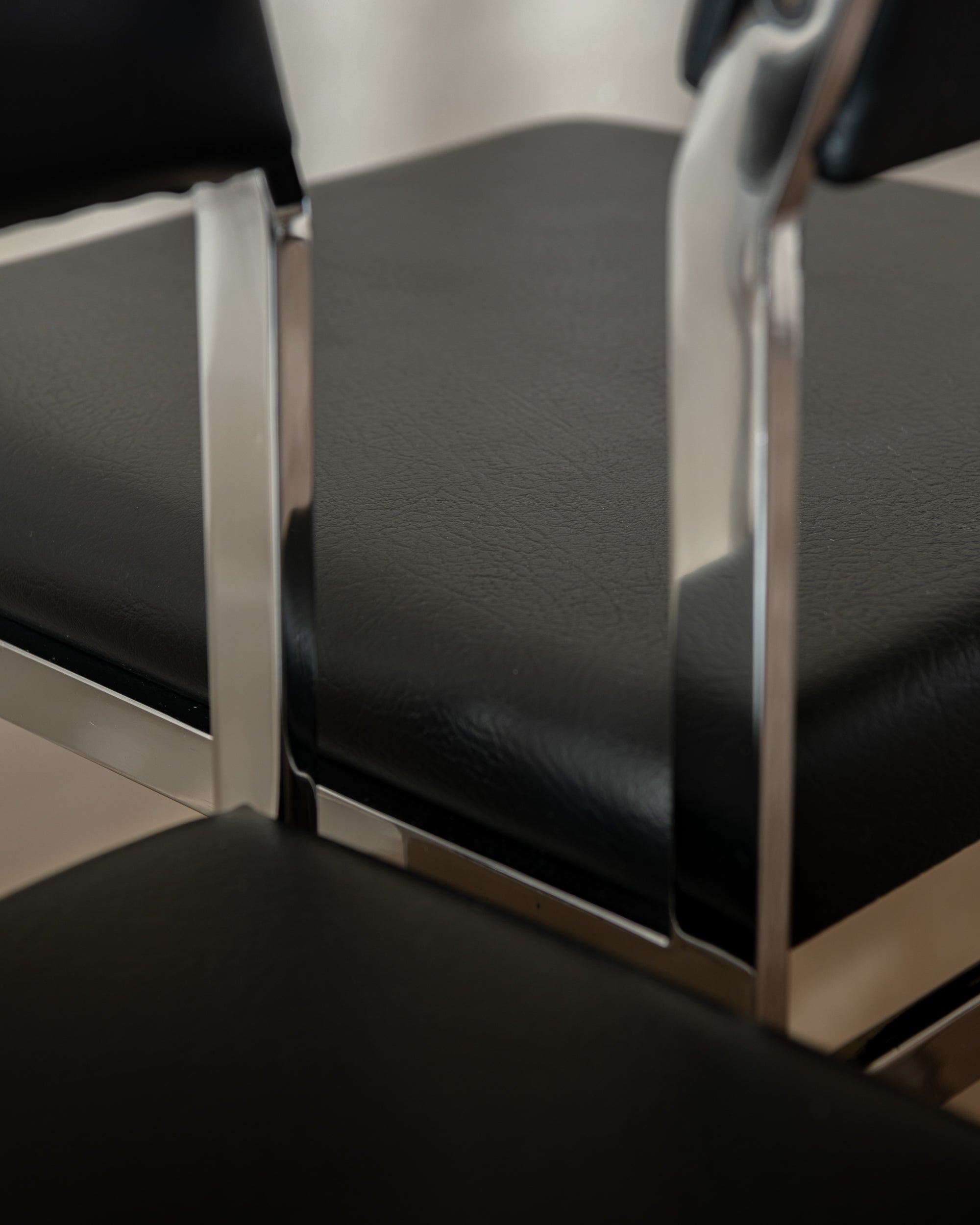 Set_of_4_SM07_Dining_Chairs_by_Cees_Braakman_for_Pastoe