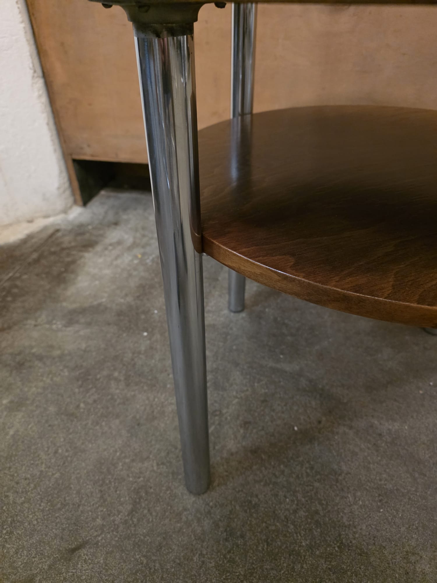 Bauhaus_Round_Coffee_Table,_1930s,_Germany