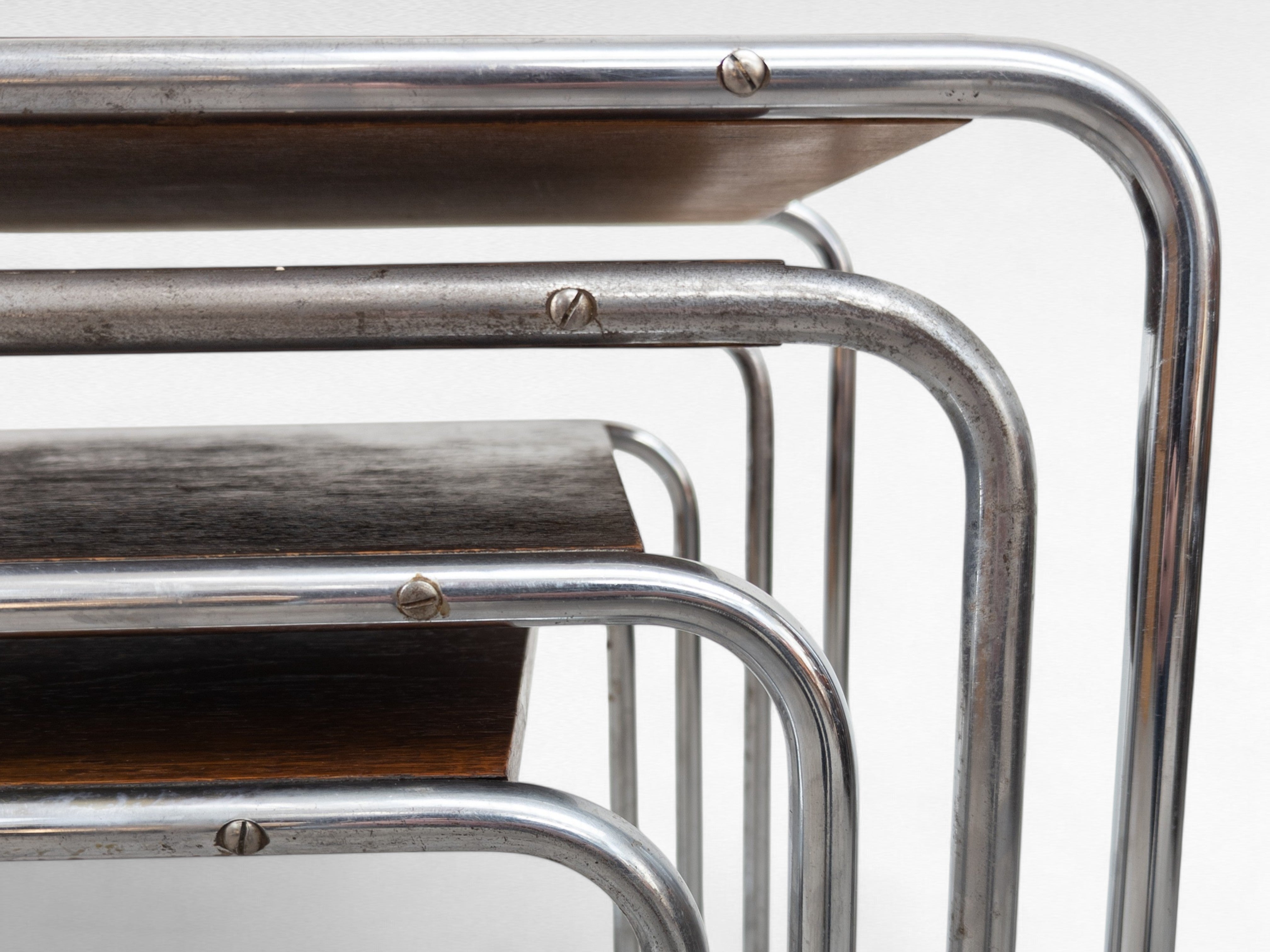 Set_of_4_Marcel_Breuer_B9_Bauhaus_Nesting_Tables_in_Tubular_Steel_and_Wood,_Czechoslovakia,_1930s
