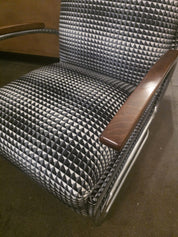 1930s_Model_411_Cantilever_Armchair_by_Thonet_TON,_Czechoslovakia