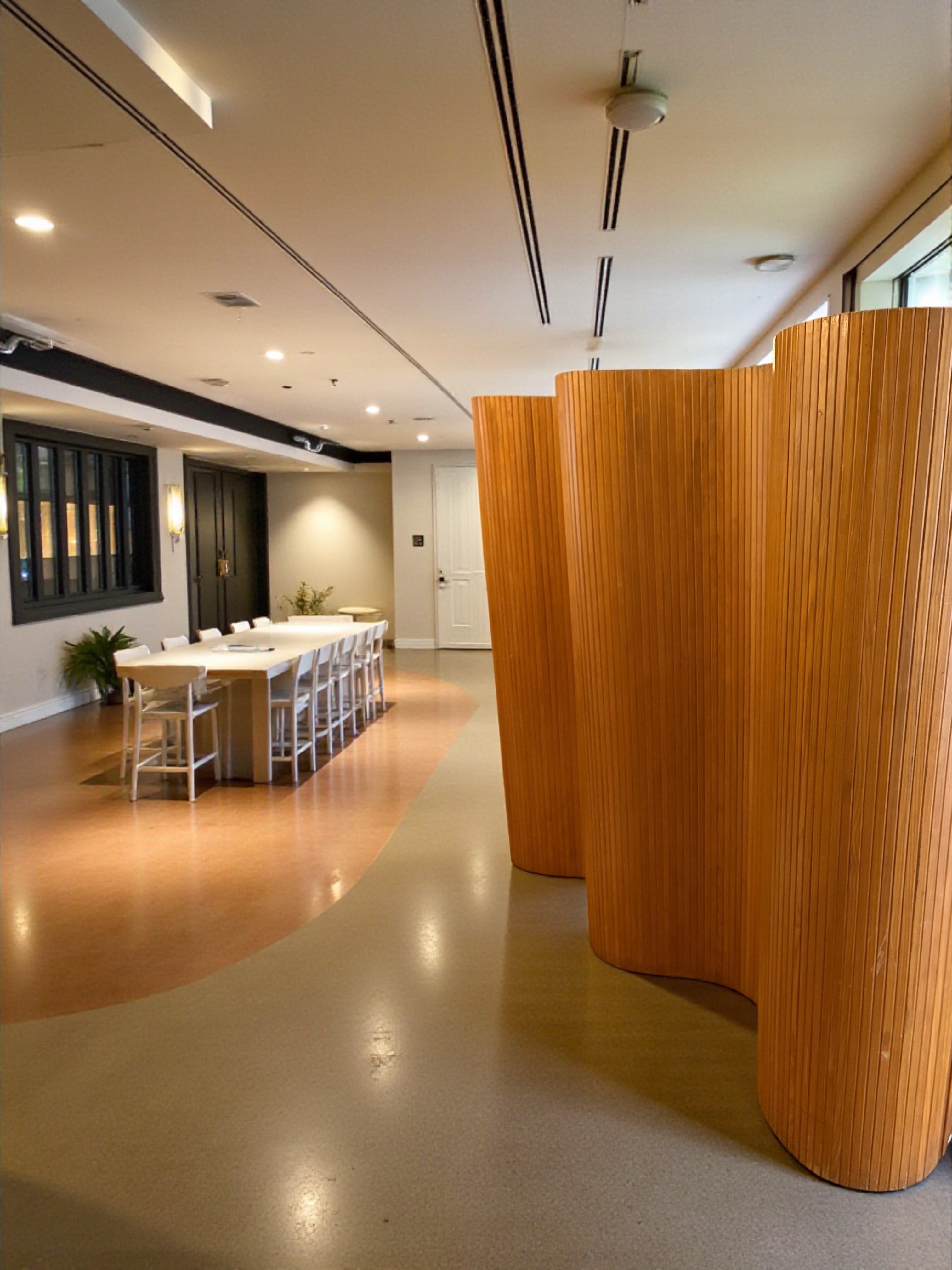 Baumann_Fils_&_Compagnie_Large_Roll-Up_Beechwood_Slat_Screen,_1930s–1940s