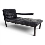 Antonio_Citterio_Baisity_Chaise_Lounge_for_B&B_Italia_in_Black_Leather,_1980s