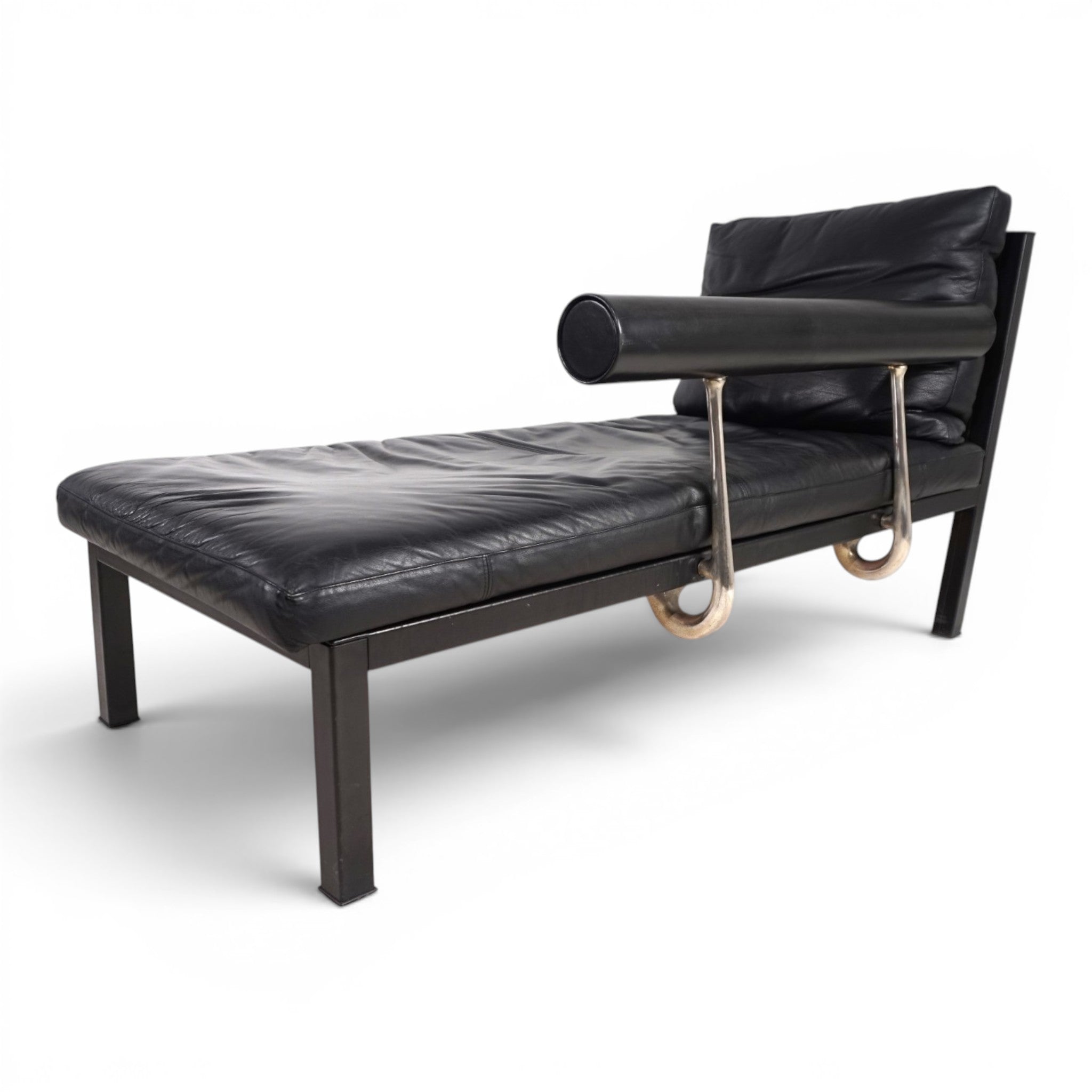 Antonio_Citterio_Baisity_Chaise_Lounge_for_B&B_Italia_in_Black_Leather,_1980s