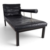 Antonio_Citterio_Baisity_Chaise_Lounge_for_B&B_Italia_in_Black_Leather,_1980s
