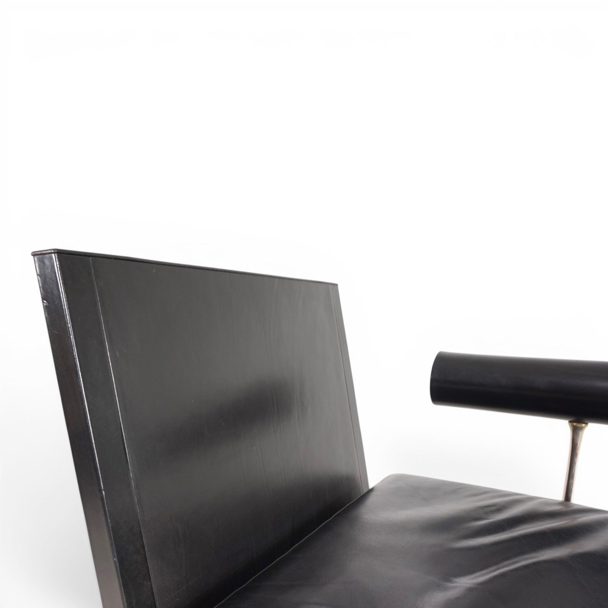 Antonio_Citterio_Baisity_Chaise_Lounge_for_B&B_Italia_in_Black_Leather,_1980s