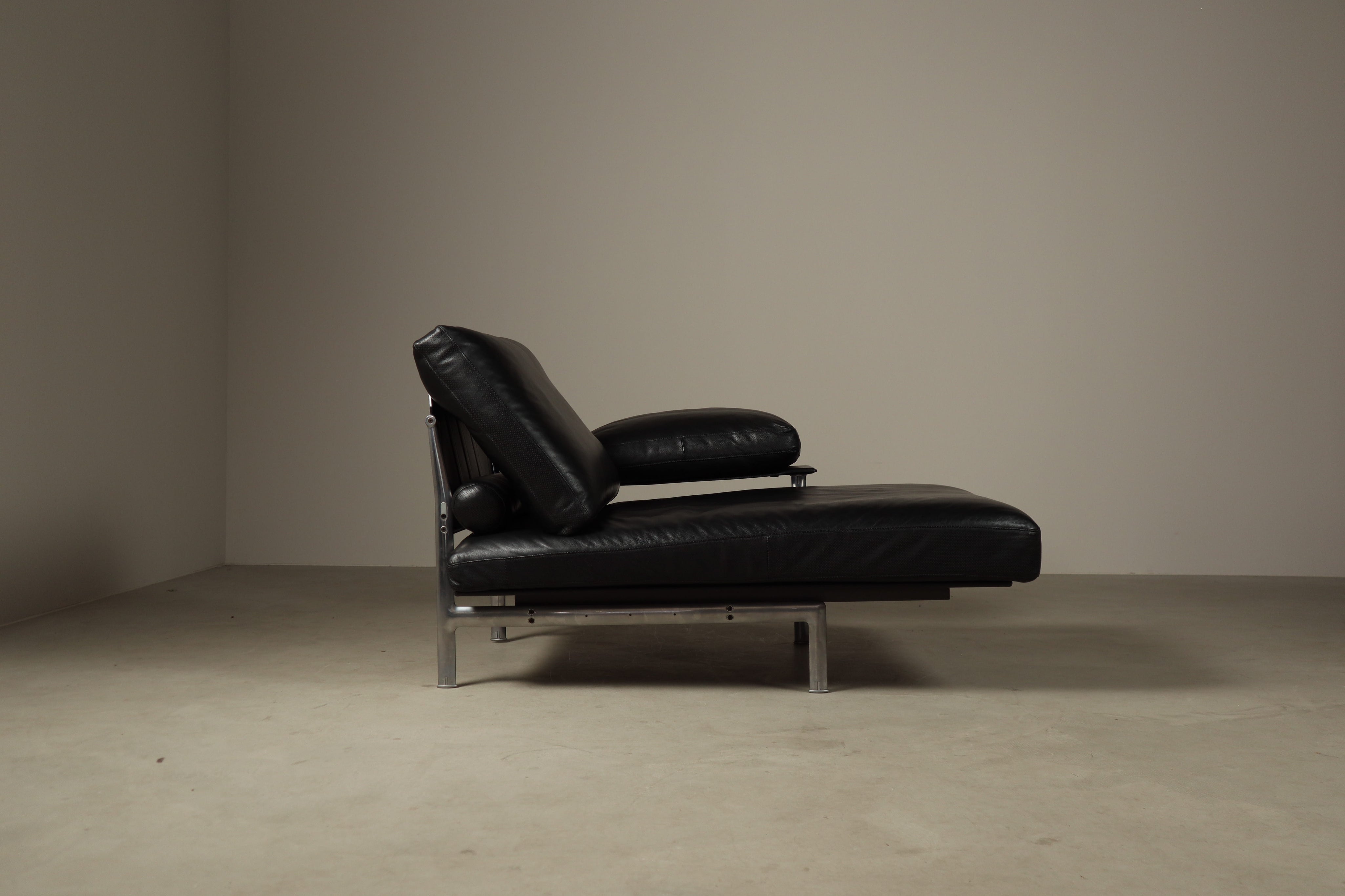 Diesis_Chaise_Longue_by_Antonio_Citterio_and_Paolo_Nava_for_B&B_Italia